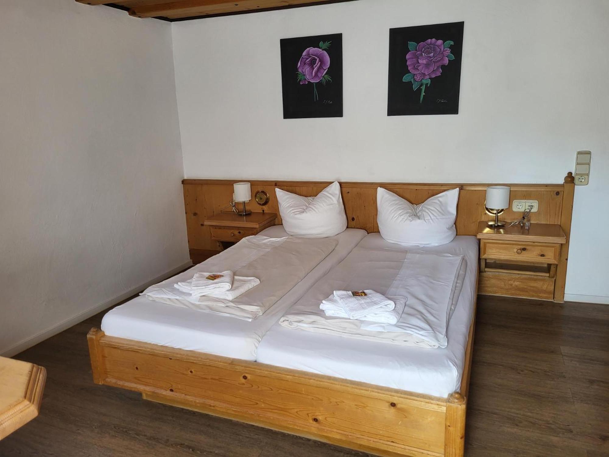 Standard Double Room - Photo 1