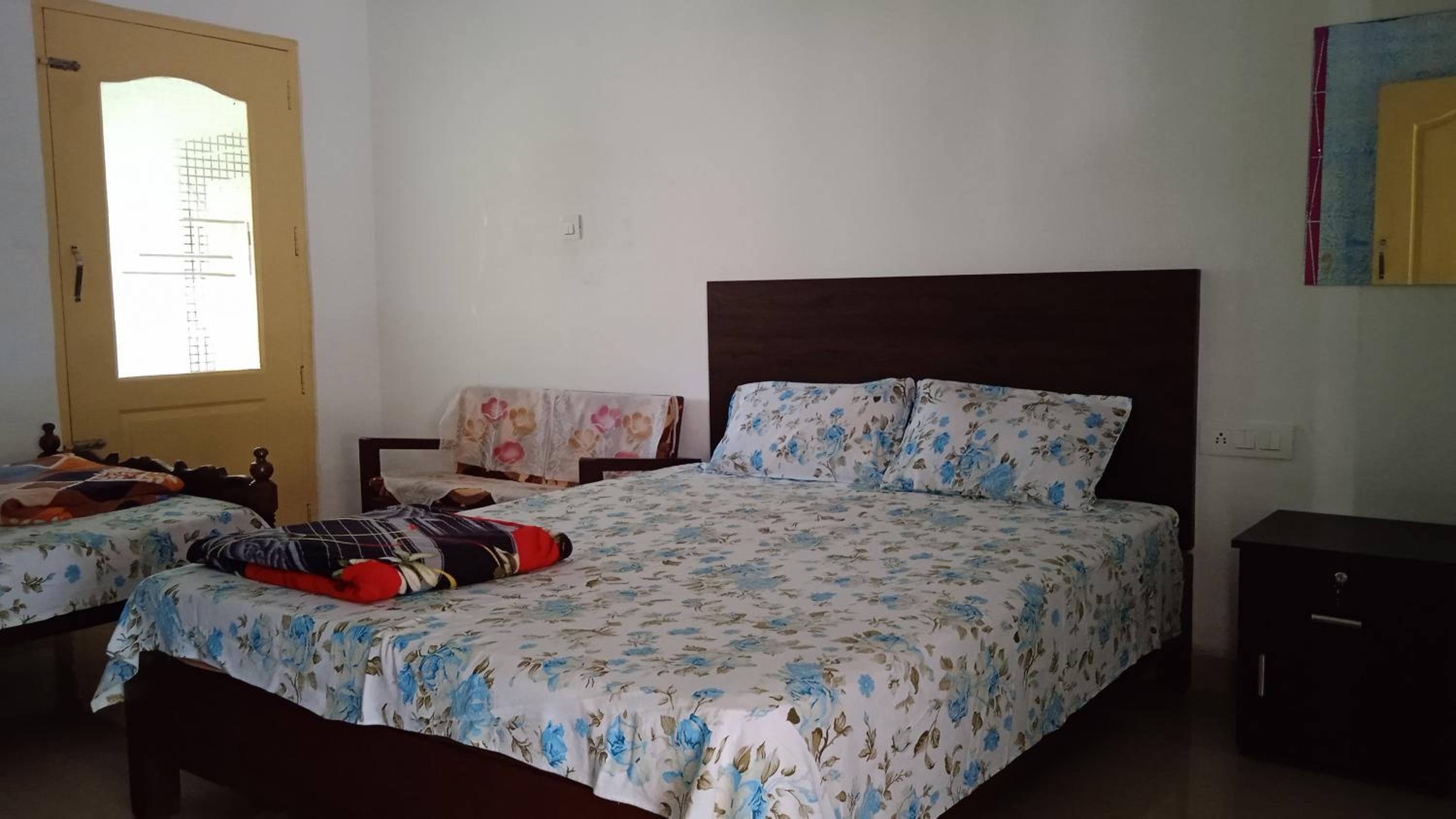 Double Room - Photo 6