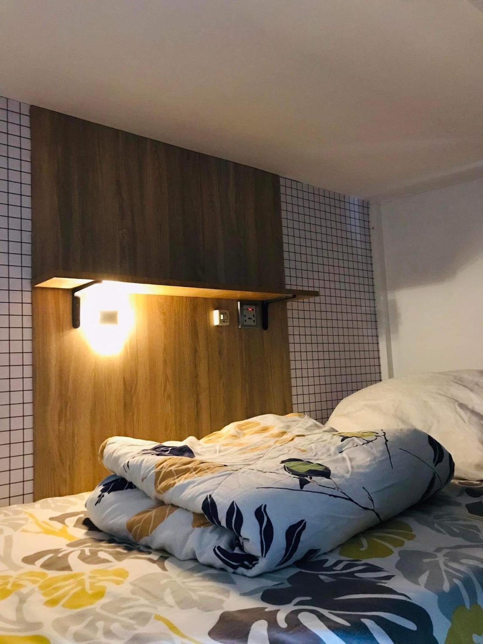 Bed in 6-Bed Female Dormitory Room photo 1