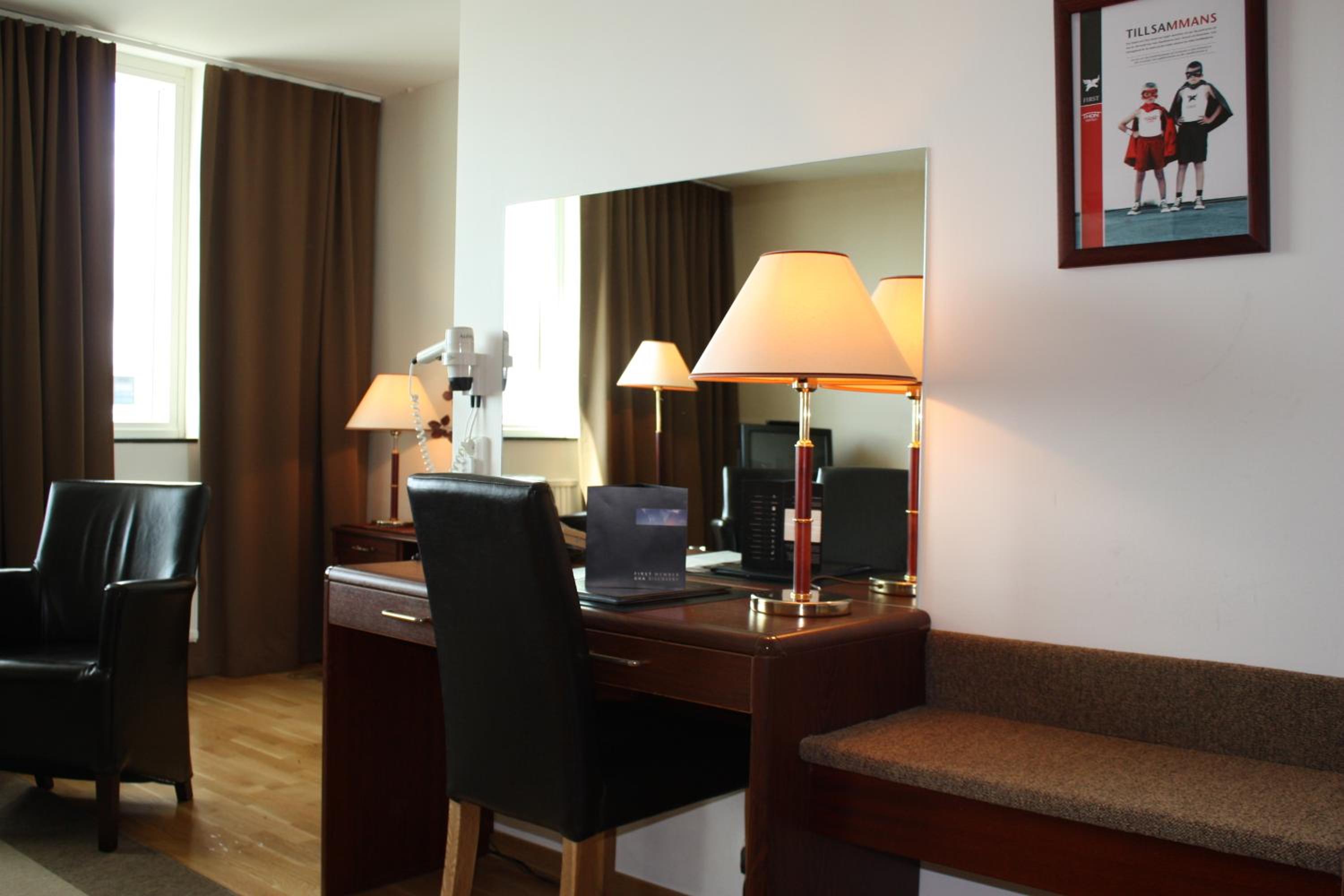 Standard Twin Room - Photo 5