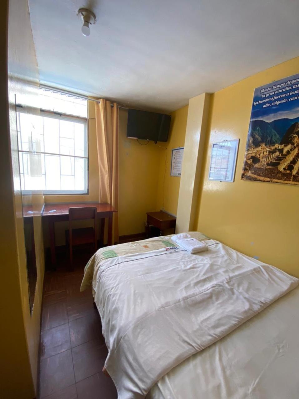 Budget Double Room photo 1