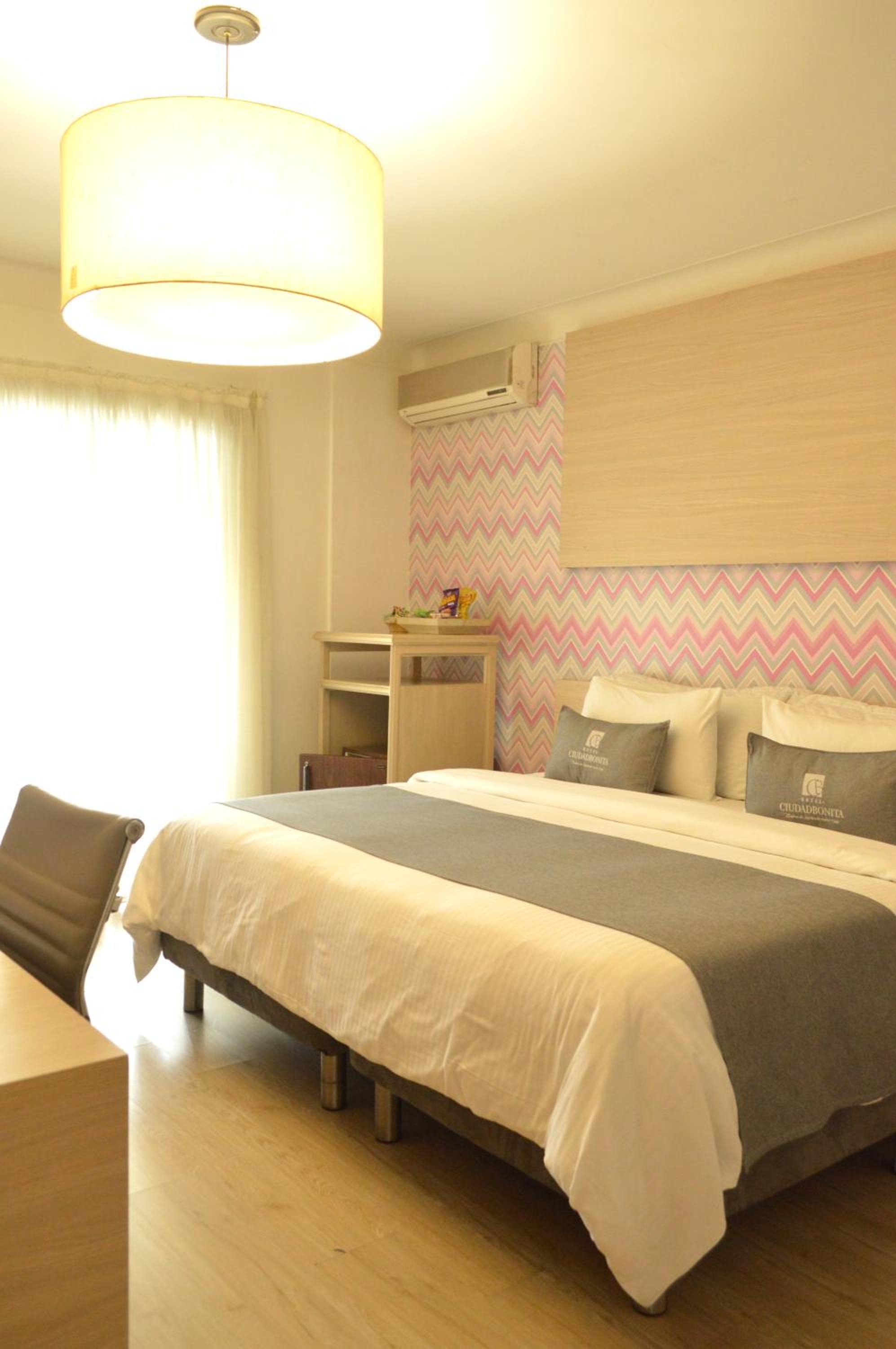 Standard Double Room photo 3