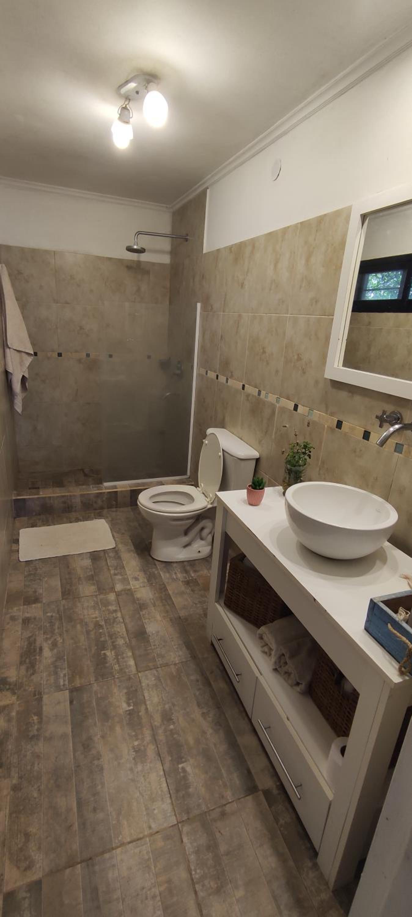 Three-Bedroom House photo 3