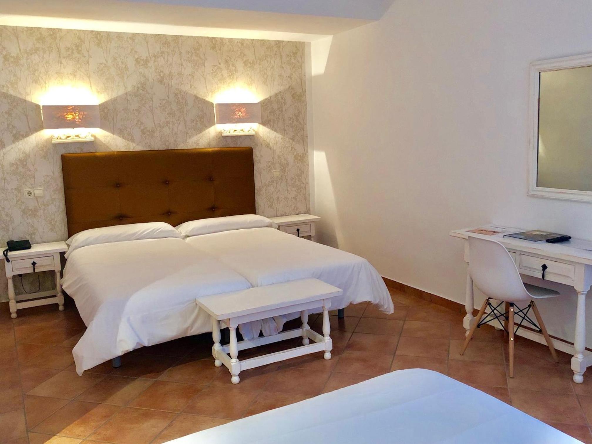 Triple Room photo 2