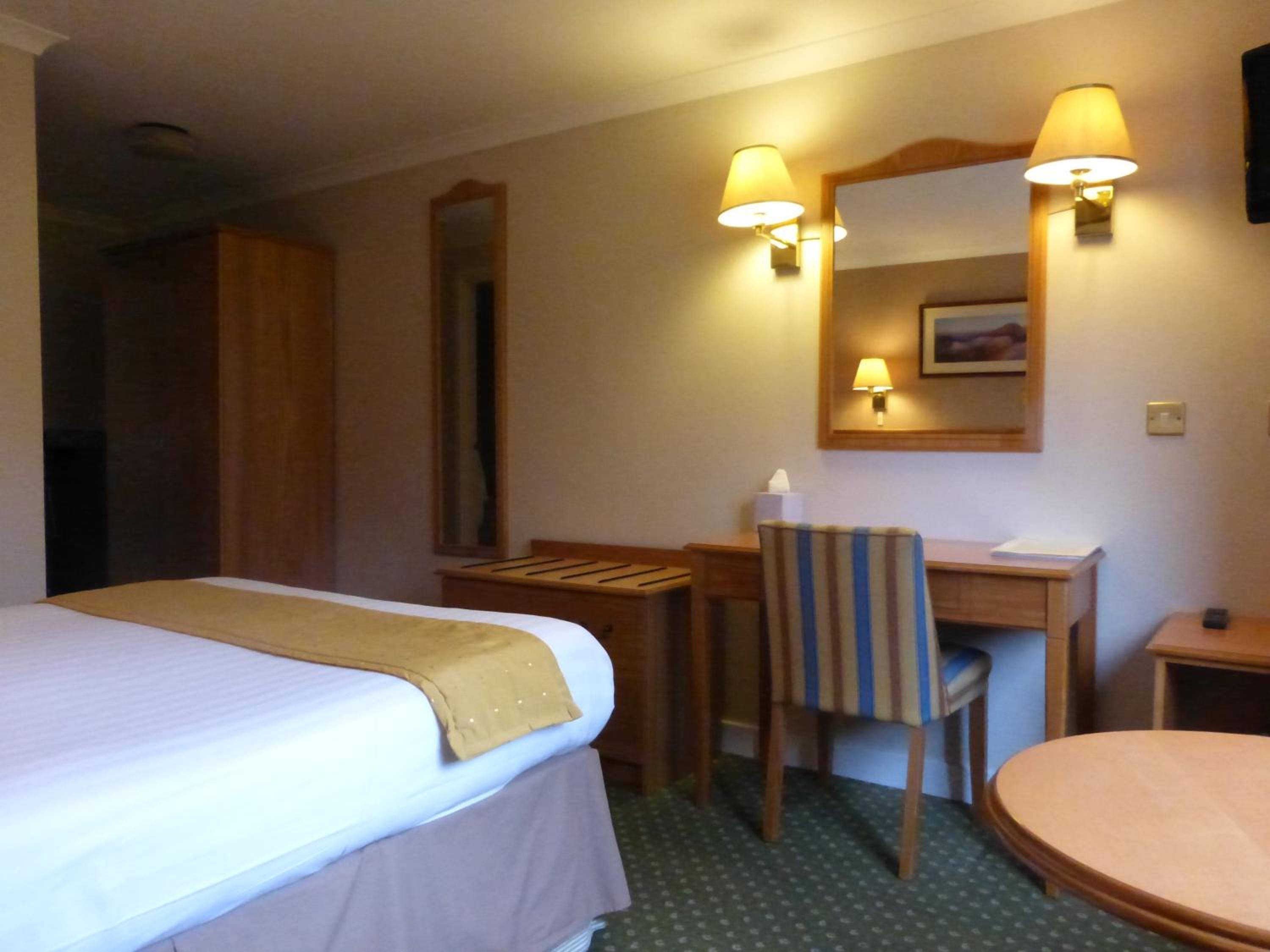Classic Double or Twin Room - Photo 5