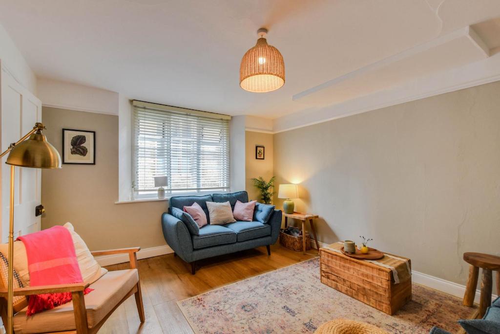 Three-Bedroom House photo 1