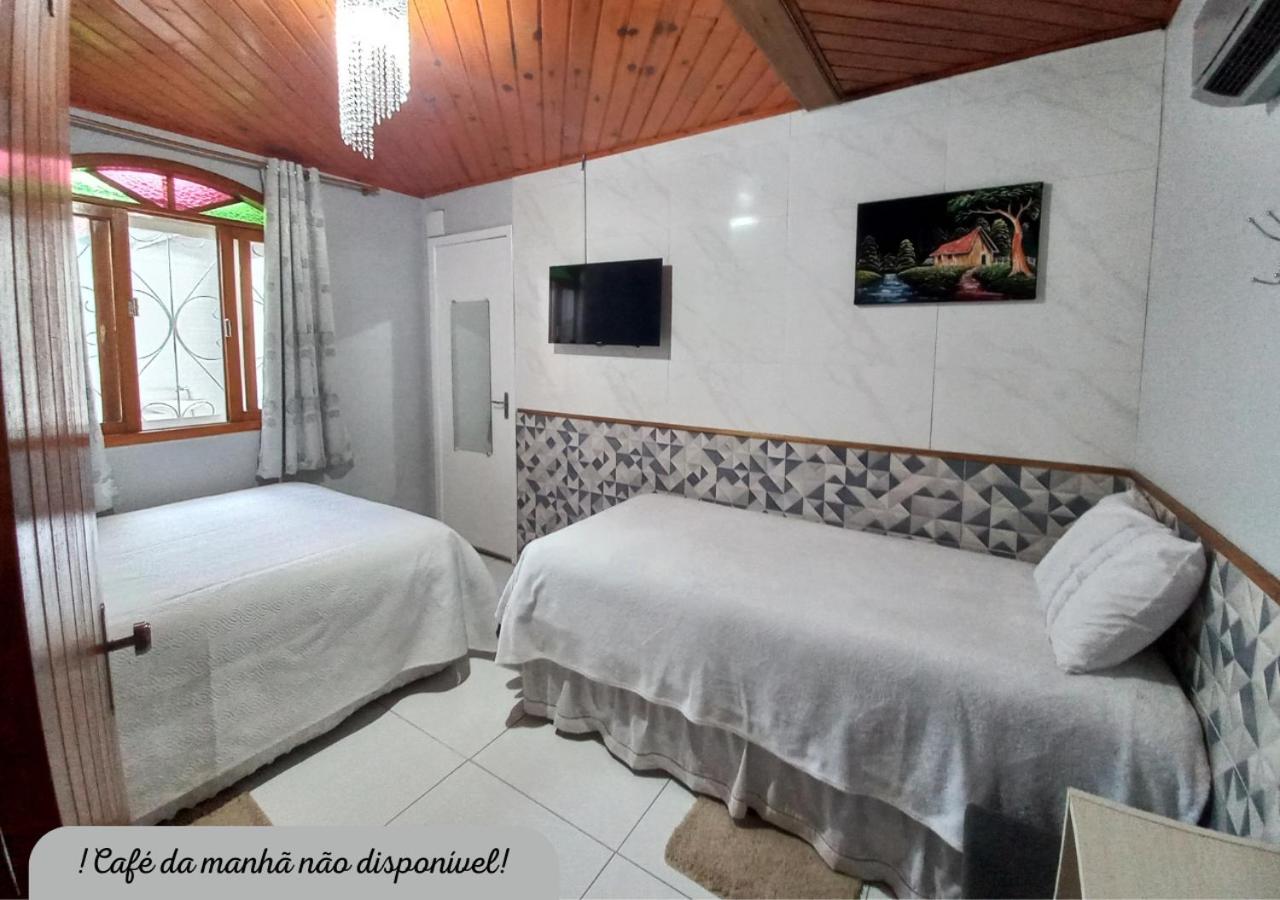 Triple Room with Private Bathroom photo 2