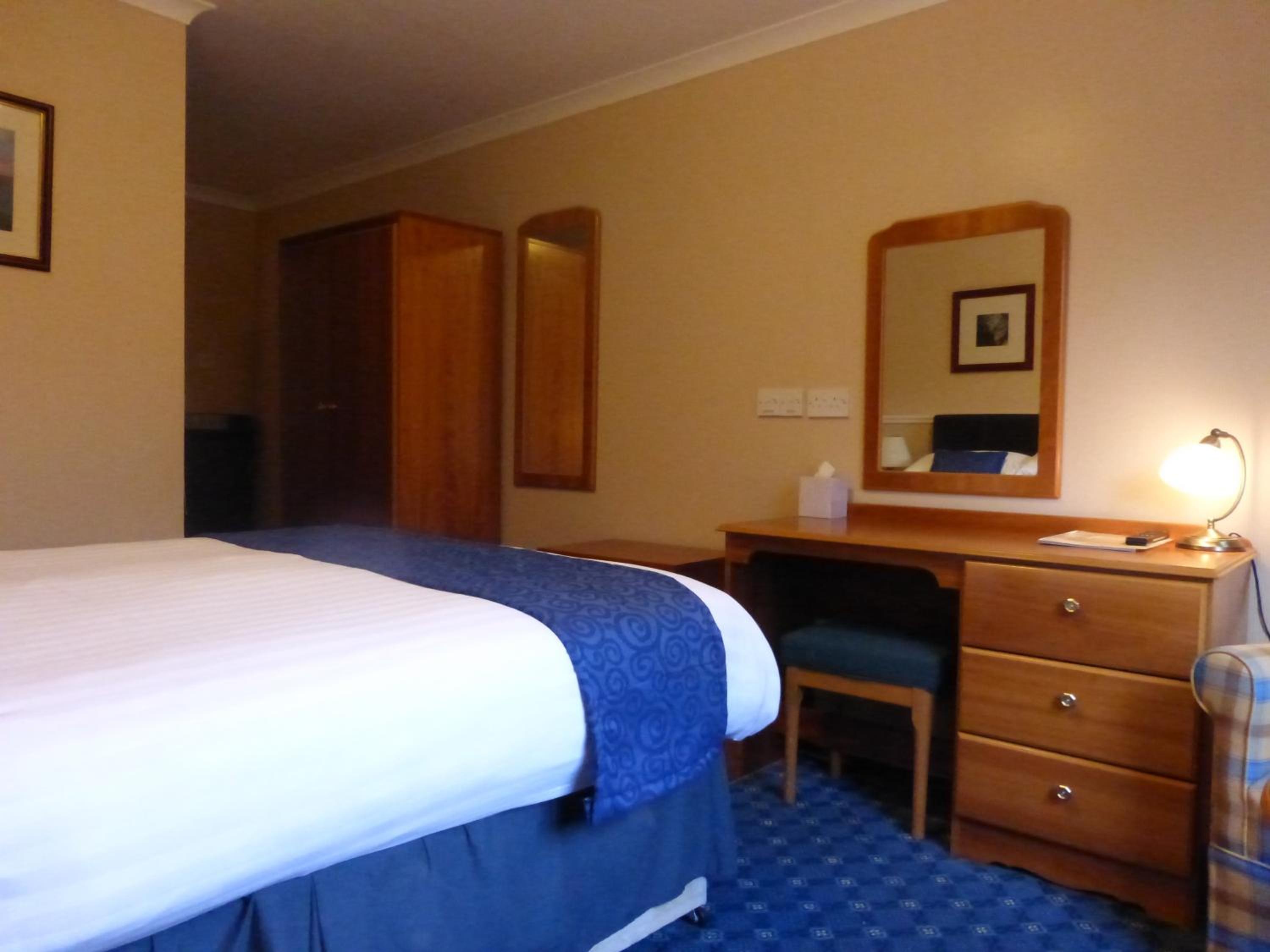 Superior Double or Twin Room - Photo 4