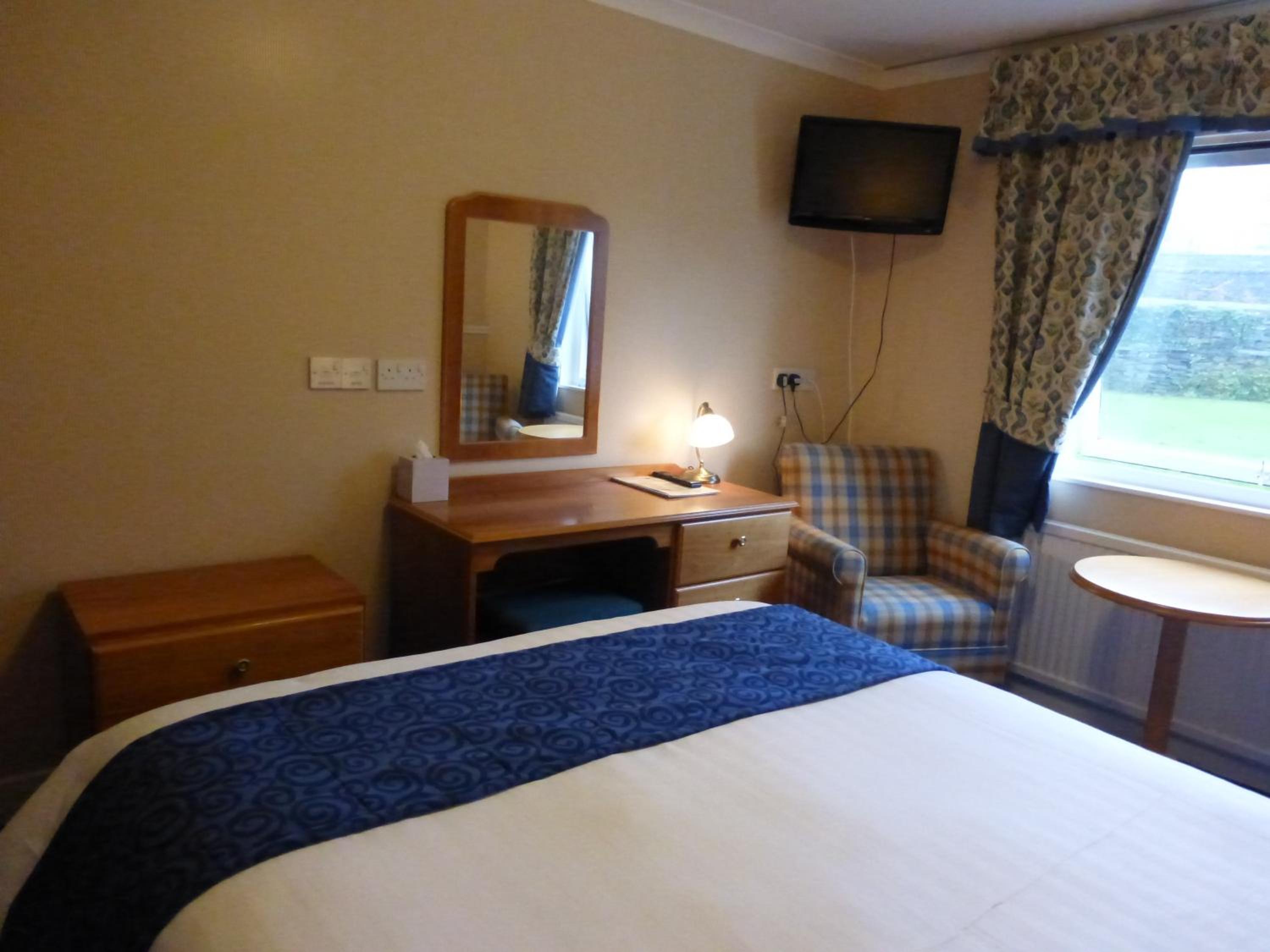 Superior Double or Twin Room - Photo 3