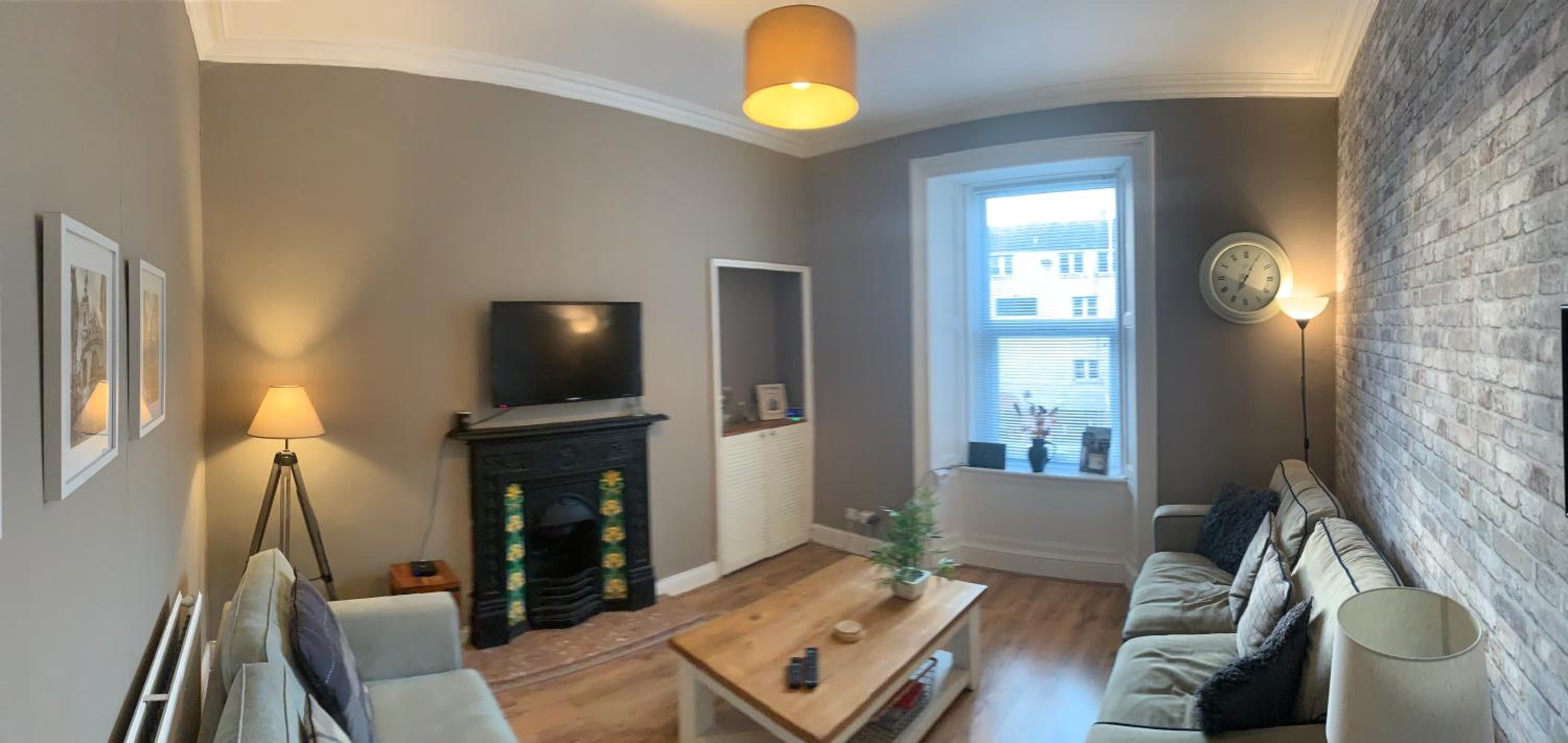 One-Bedroom Apartment photo 3