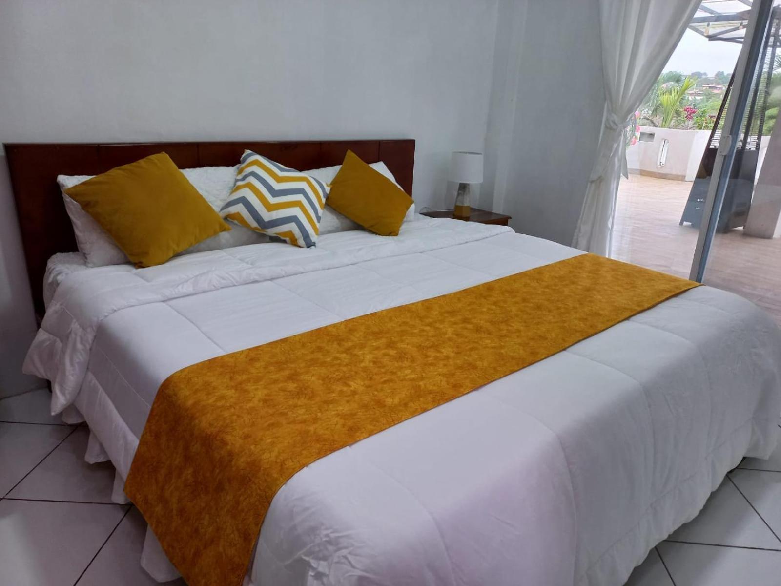 Double Room with Balcony and Sea View photo 3
