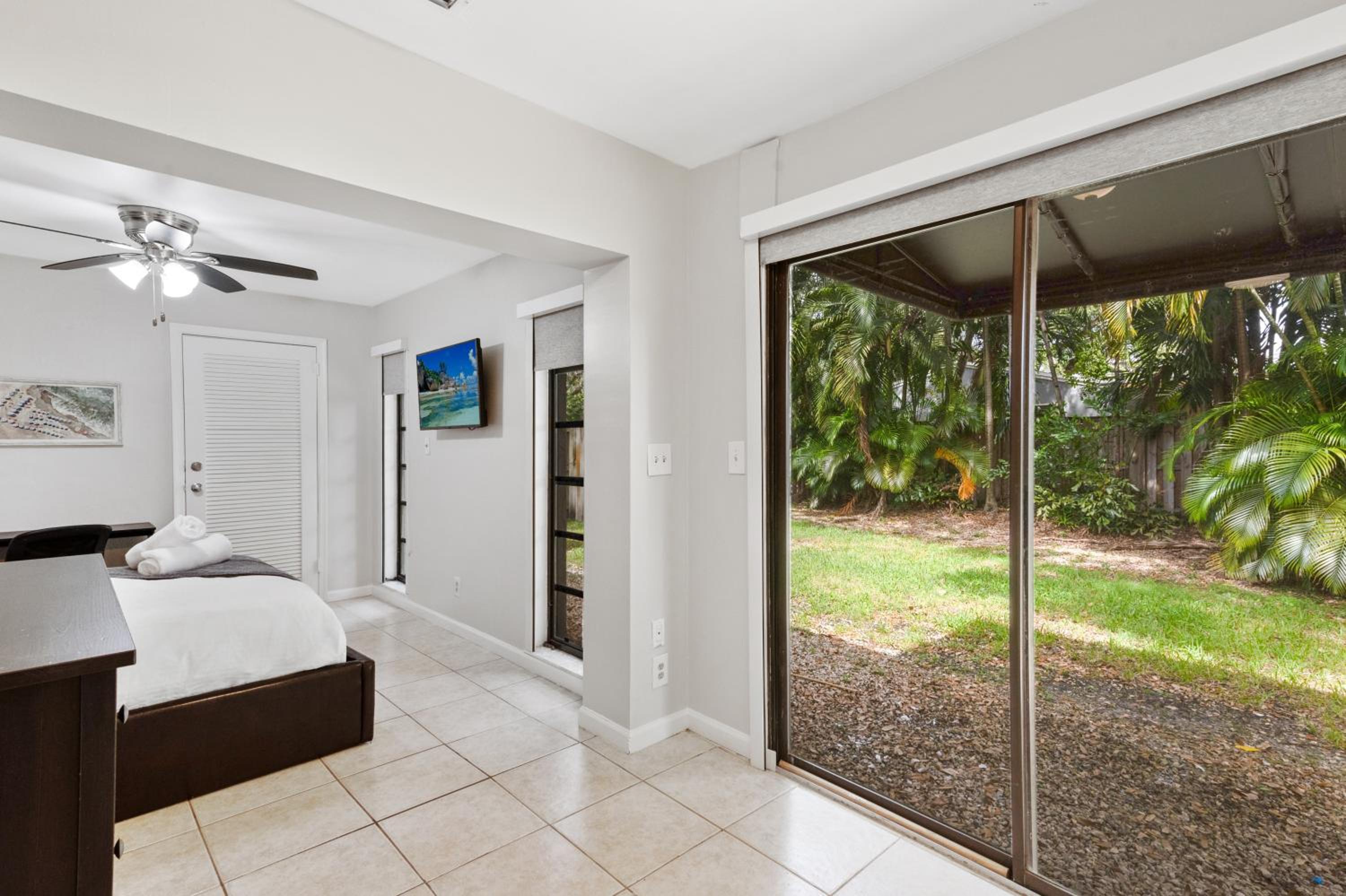Three-Bedroom House - Photo 25