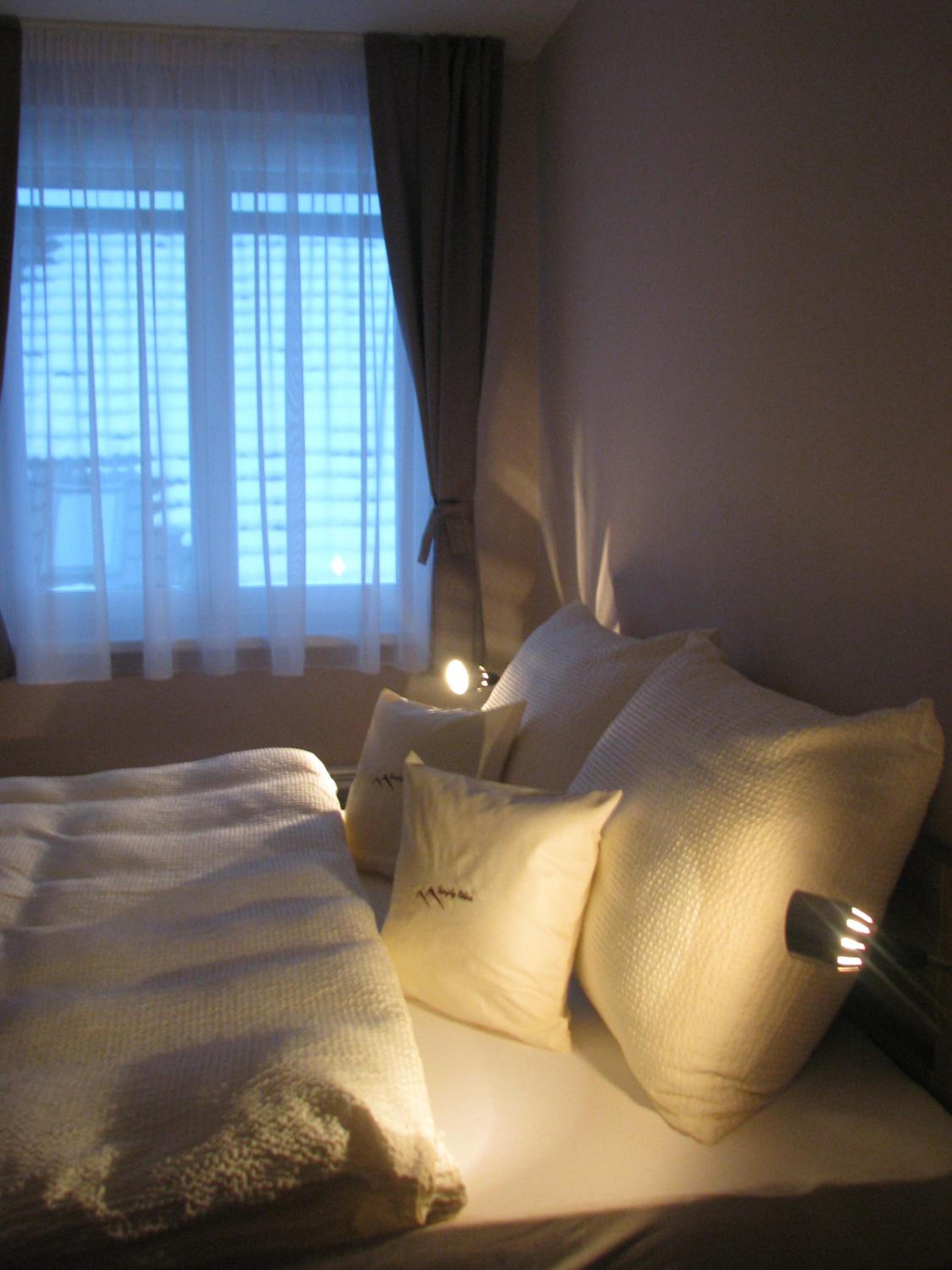 Two-Bedroom Apartment - Photo 4