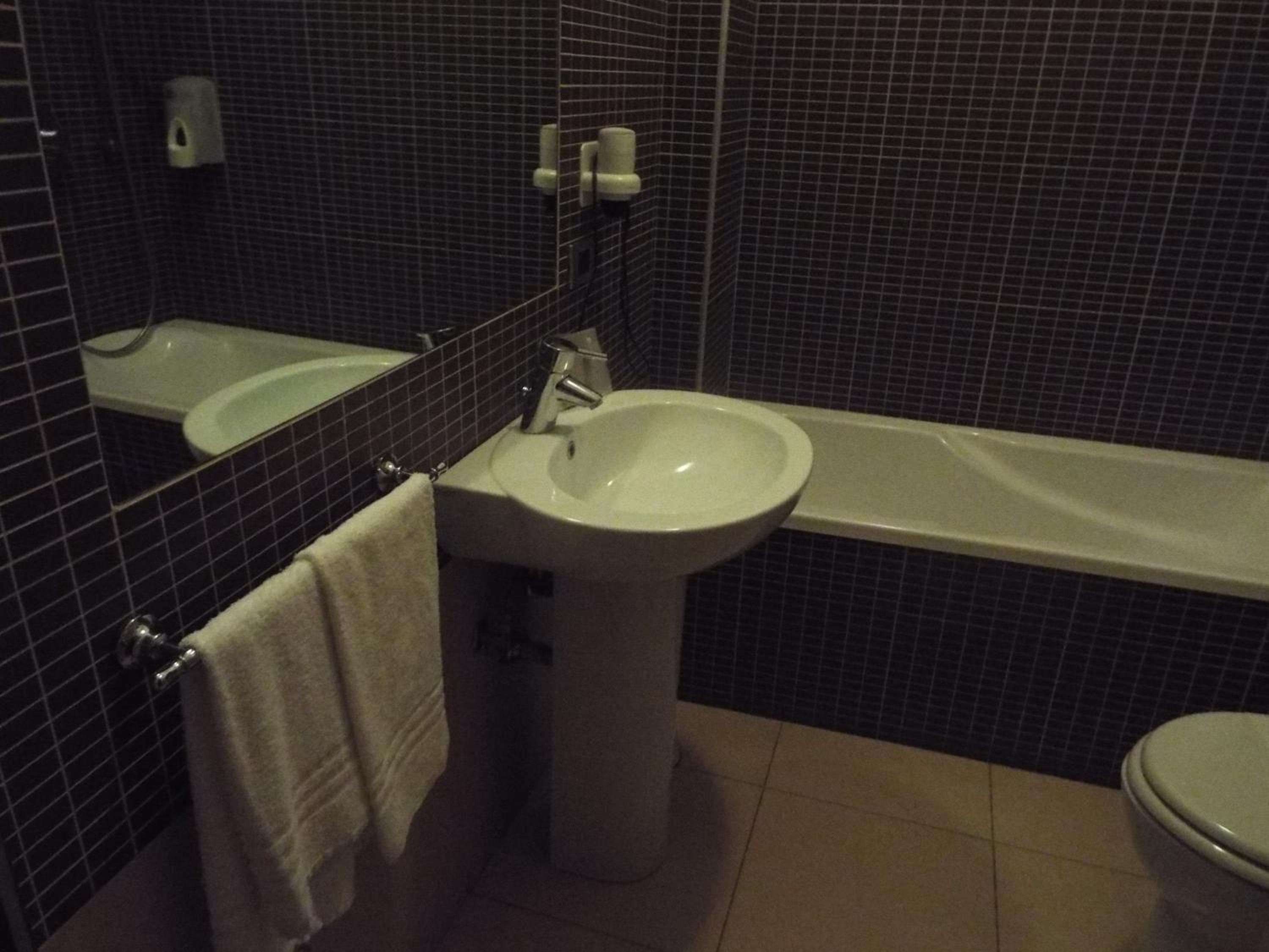 Triple Room - Photo 8