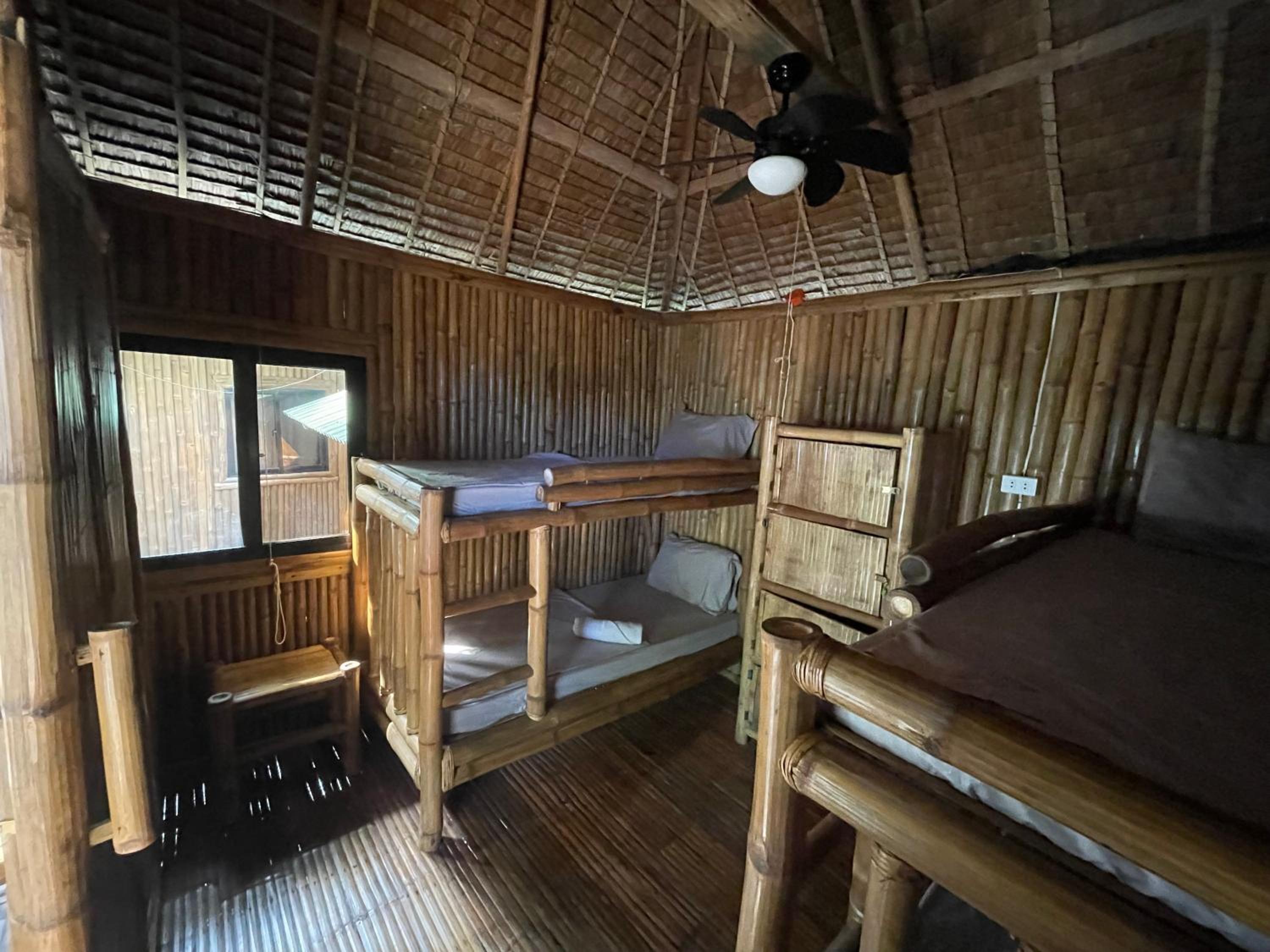Bed in 4-Bed Dormitory Room photo 2