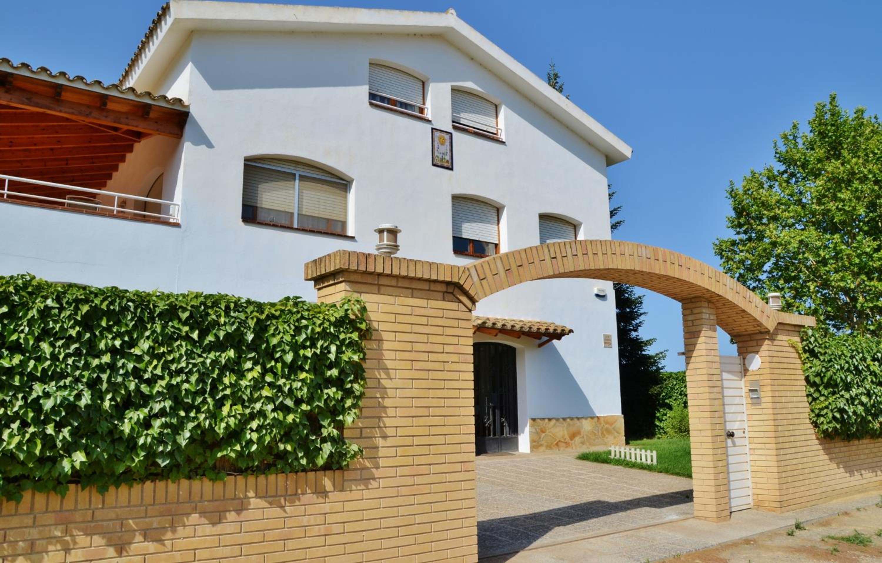 Villa with Garden View photo 3