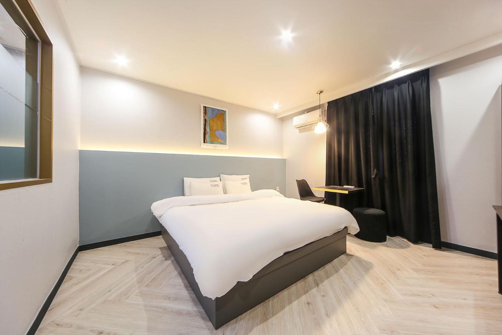 Standard Double Room - Photo 1