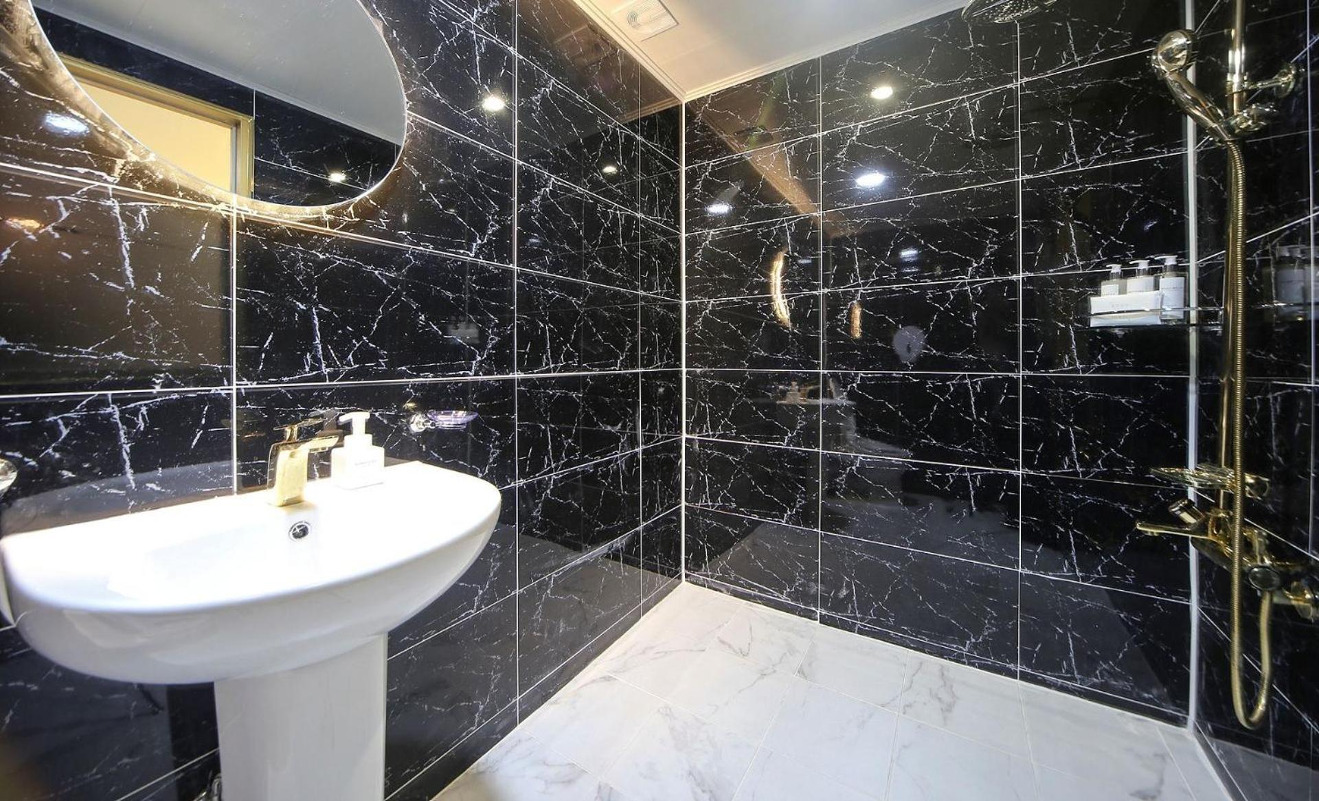 Standard Double Room - Photo 6
