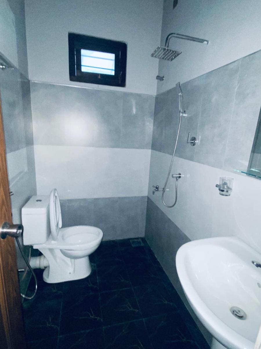 Deluxe Double Room (2 Adults + 1 Child) photo 2