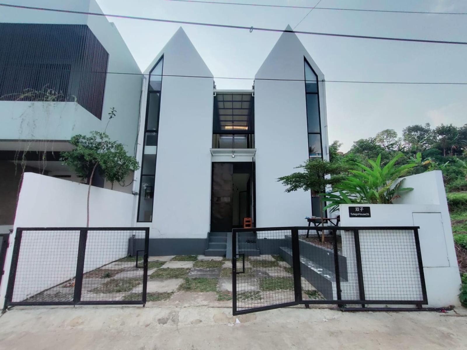 Three-Bedroom Villa - Photo 27