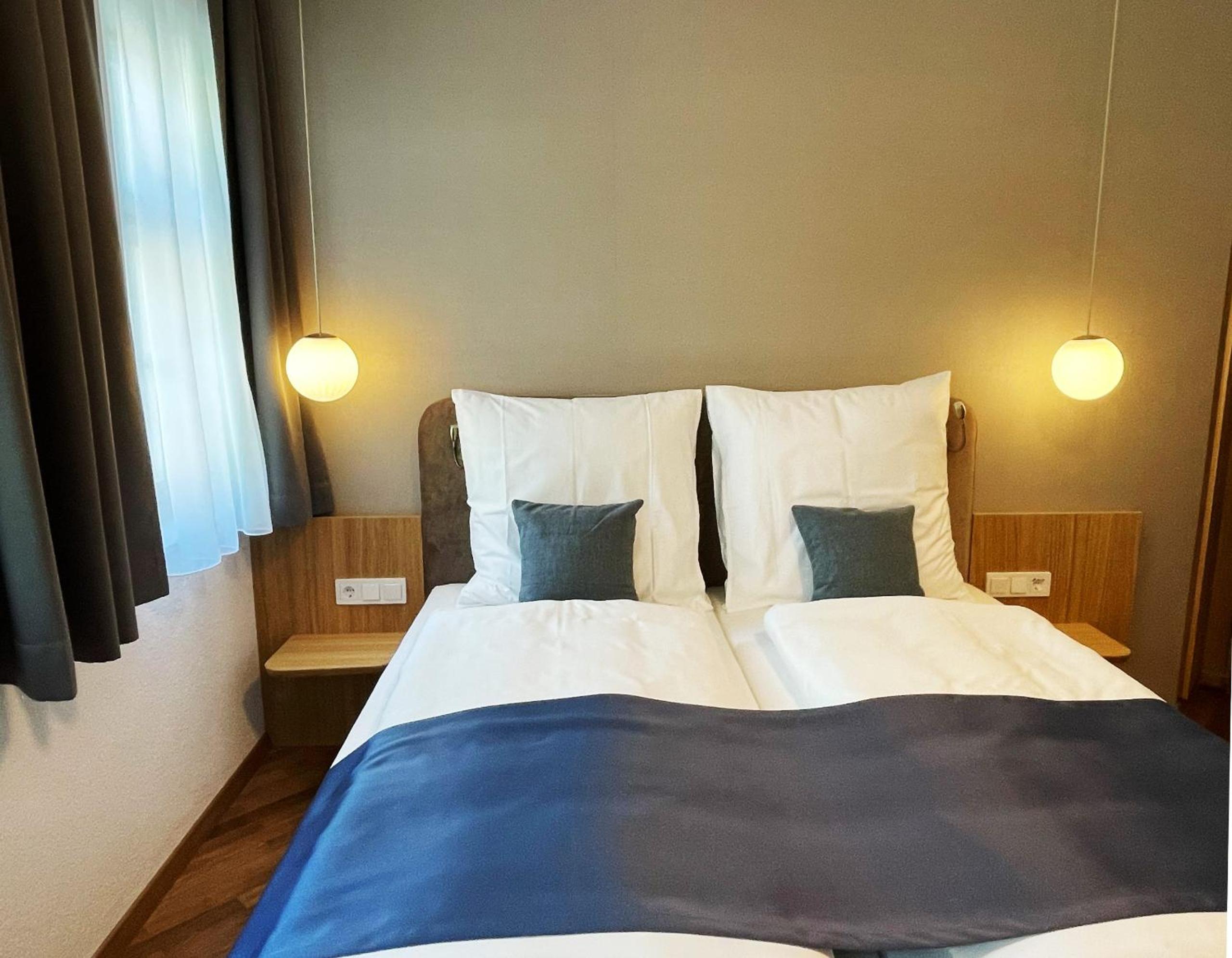 Standard Double Room - Photo 6