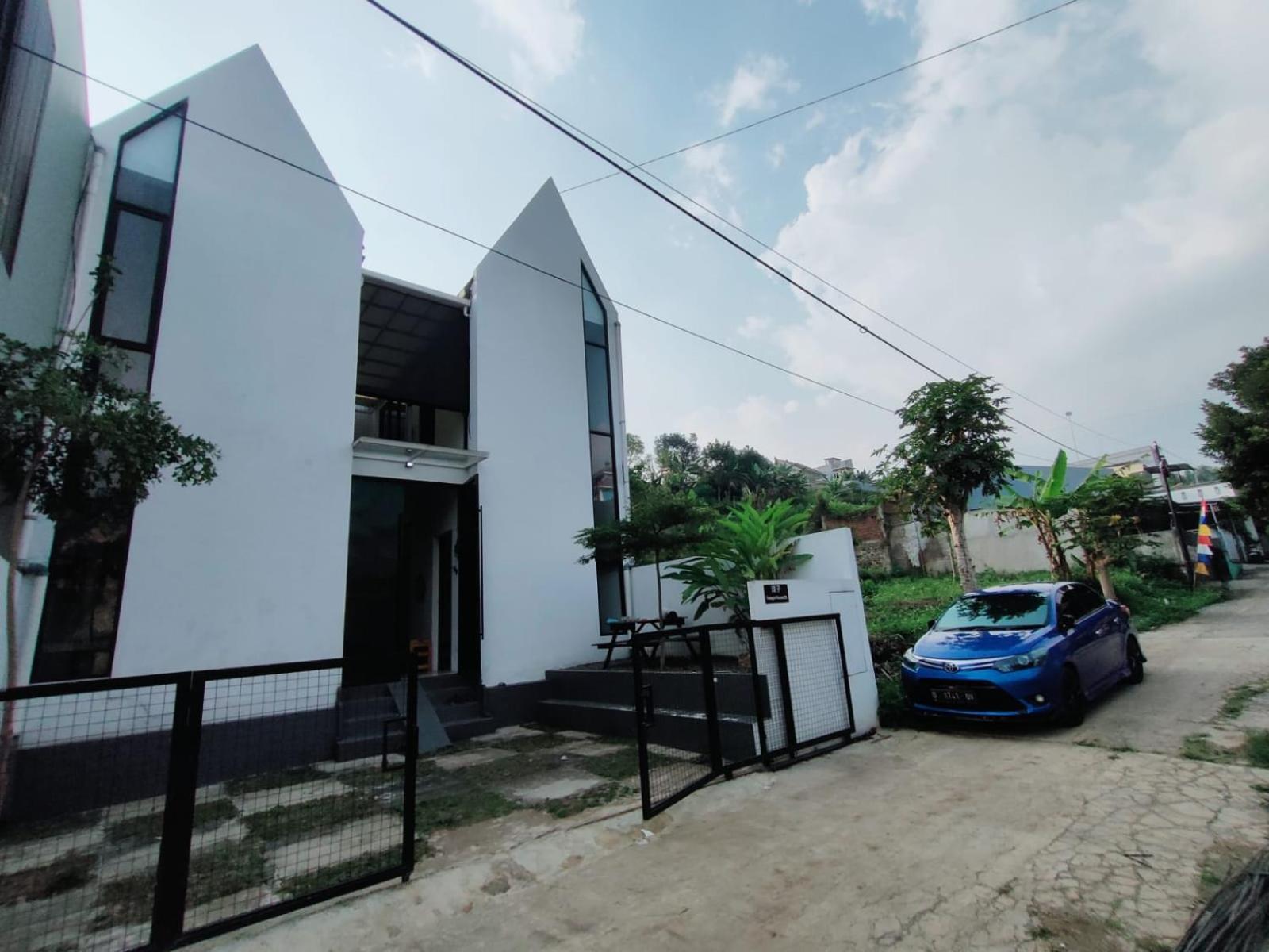 Three-Bedroom Villa - Photo 25