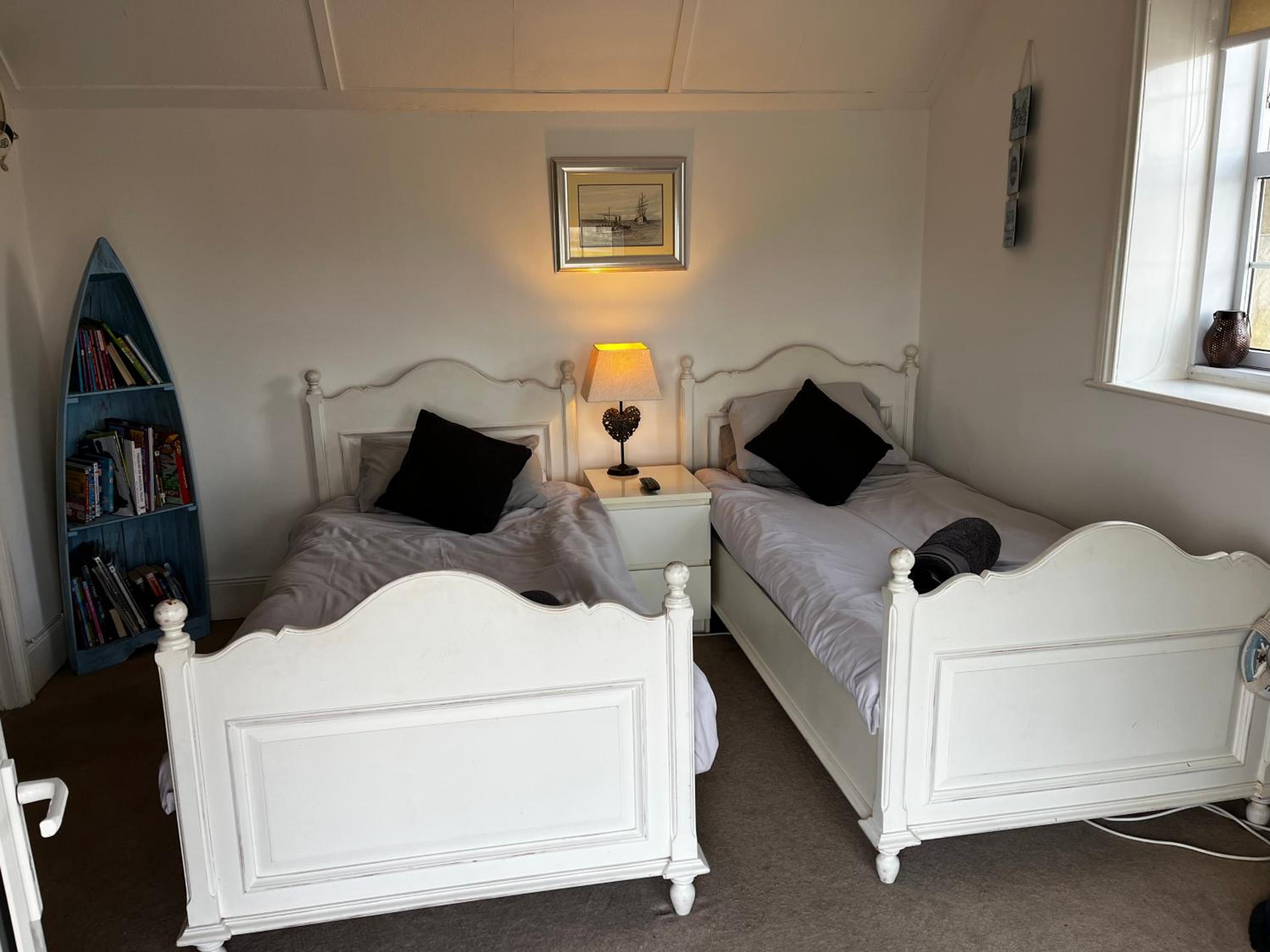 Deluxe Twin Room - Photo 4