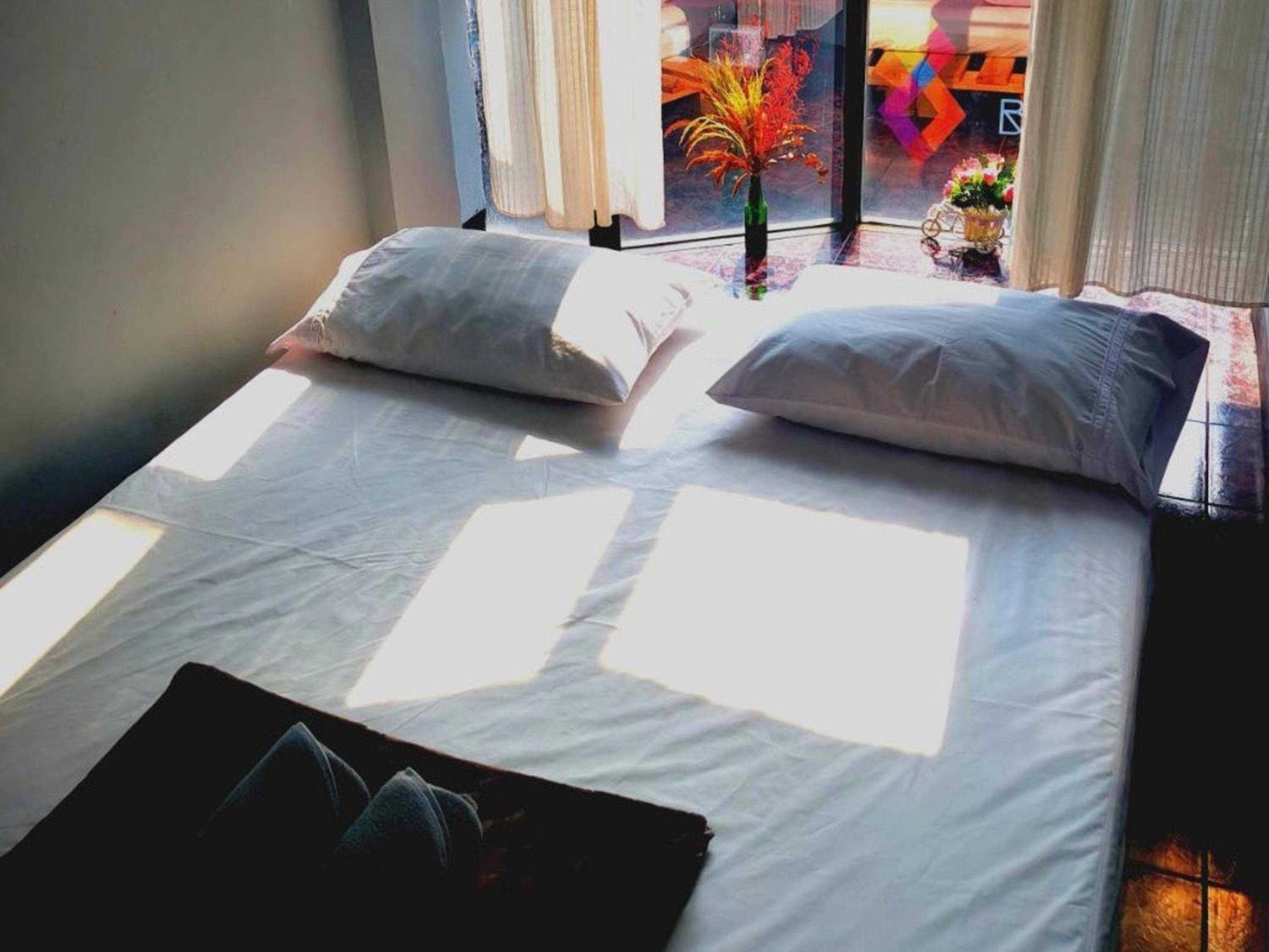 Standard Double Room with Fan - Photo 3