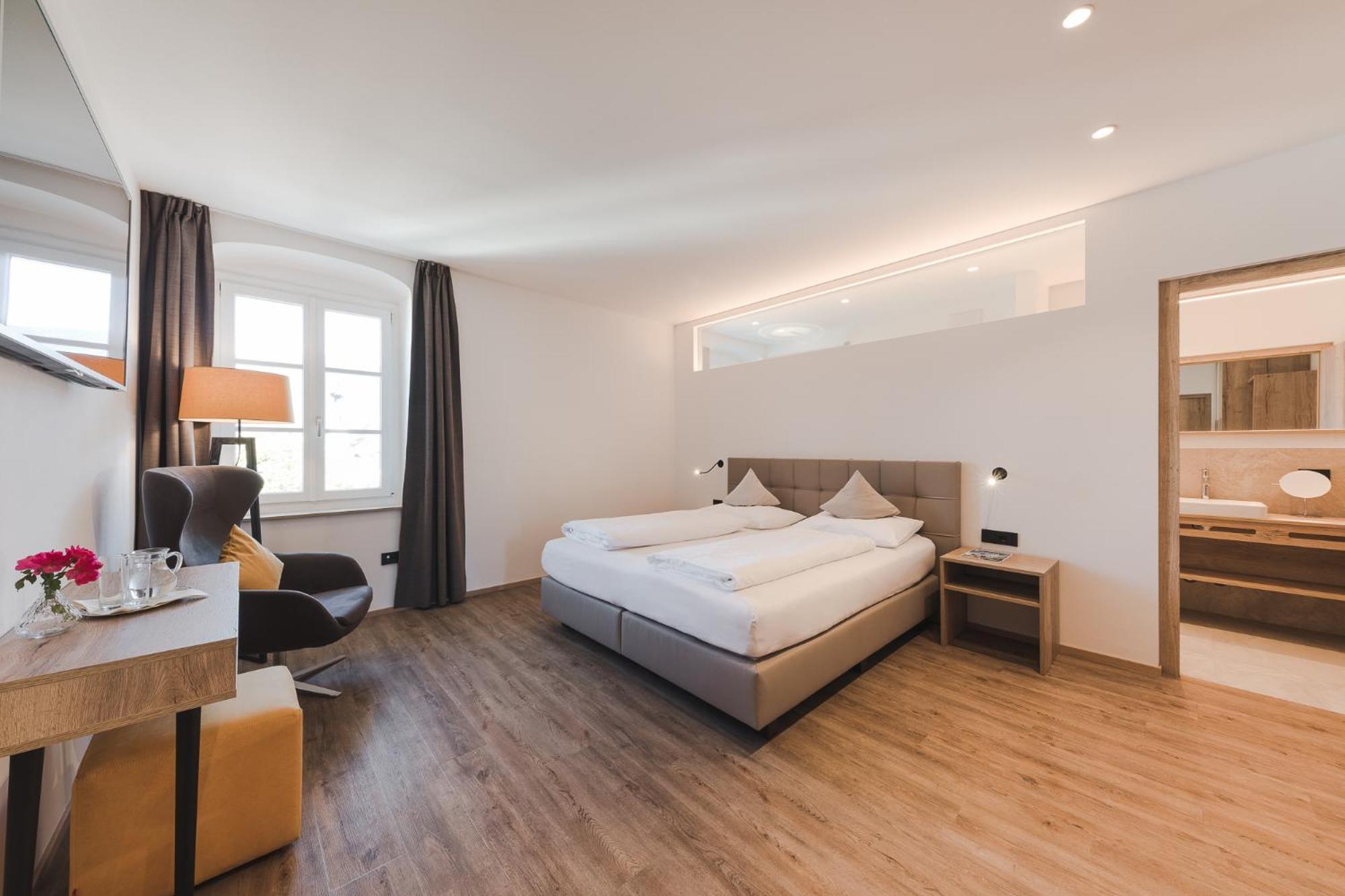 Superior Double Room - Photo 1
