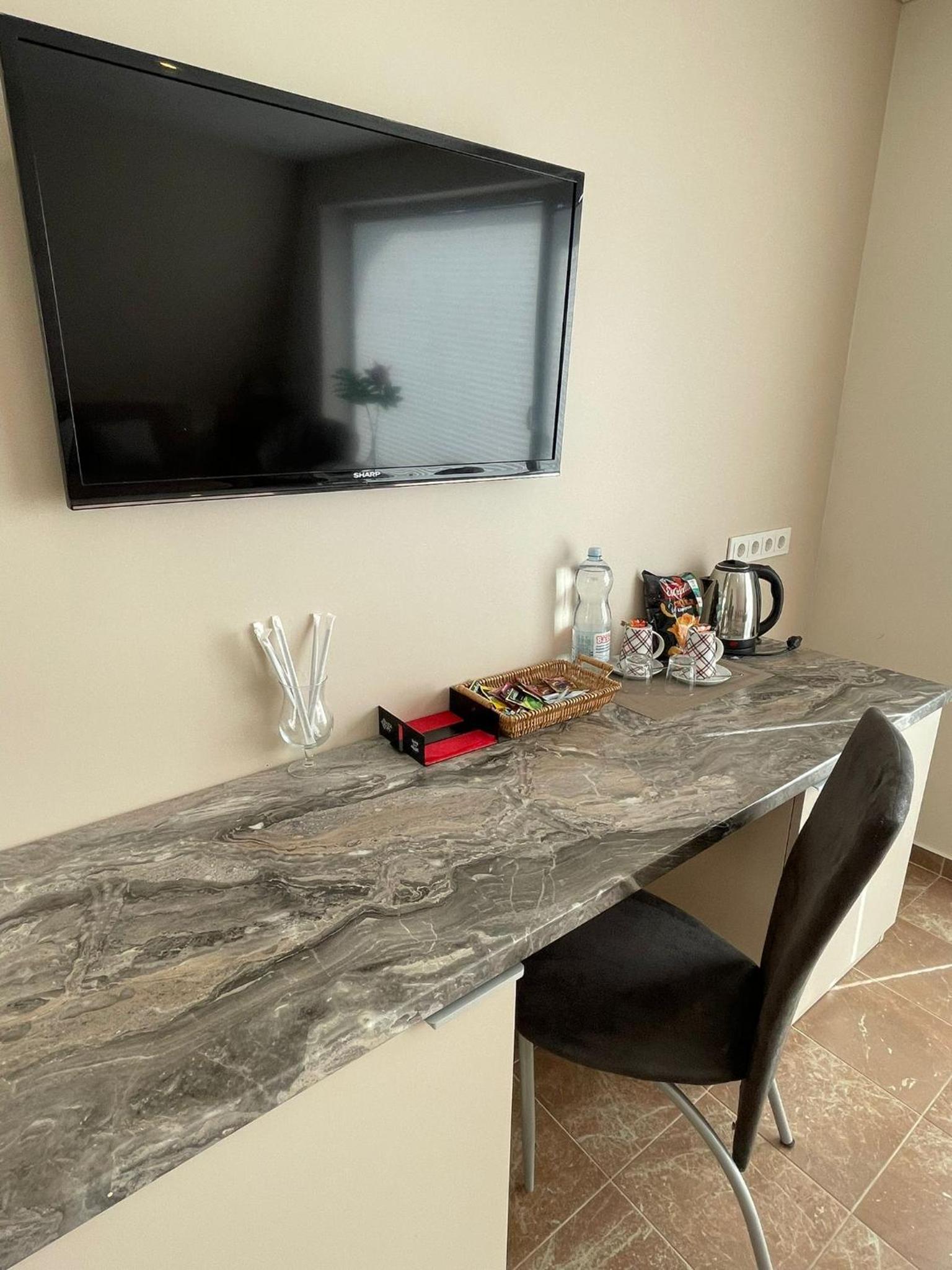 Apartment - Photo 19