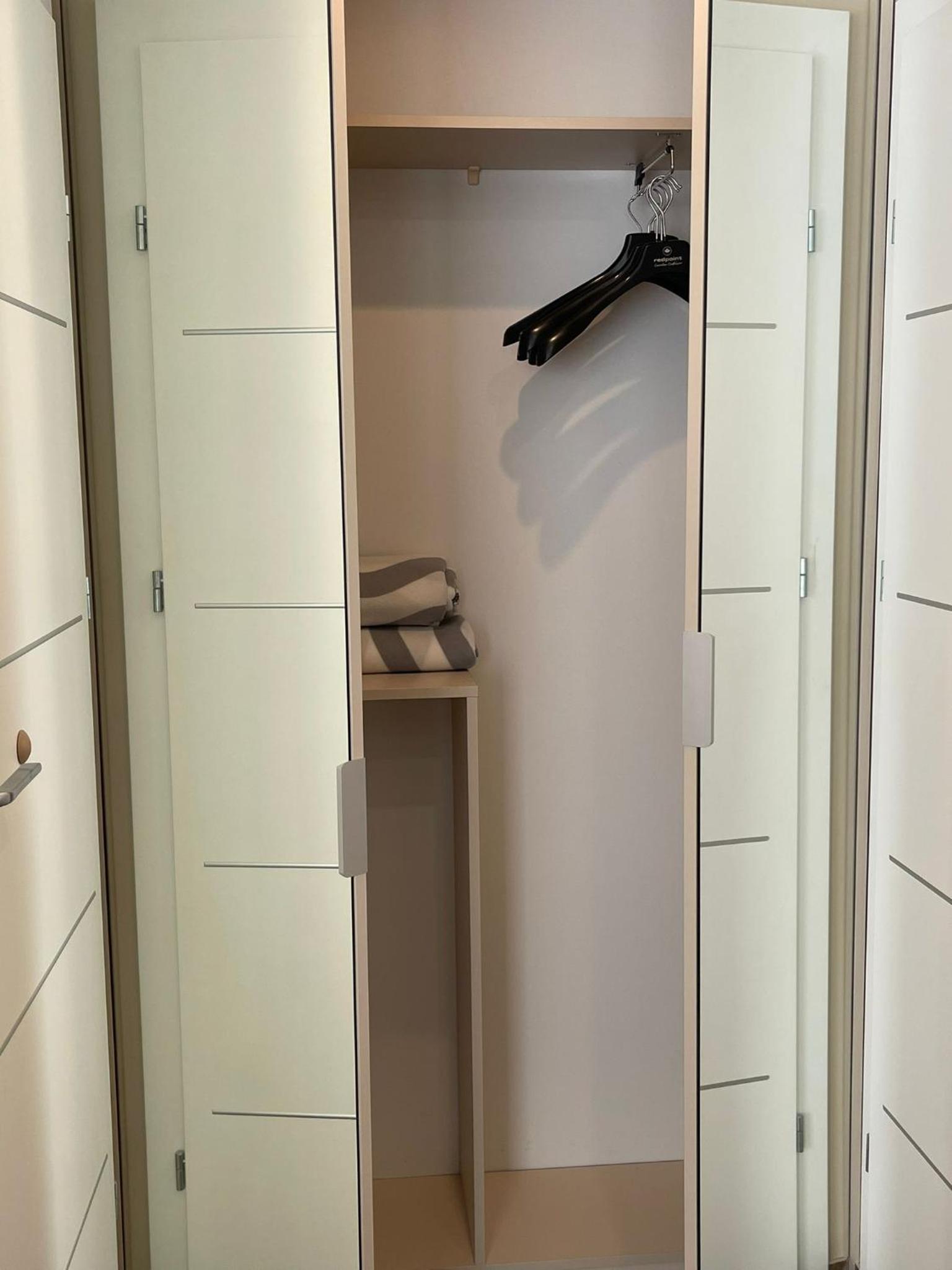 Apartment - Photo 34