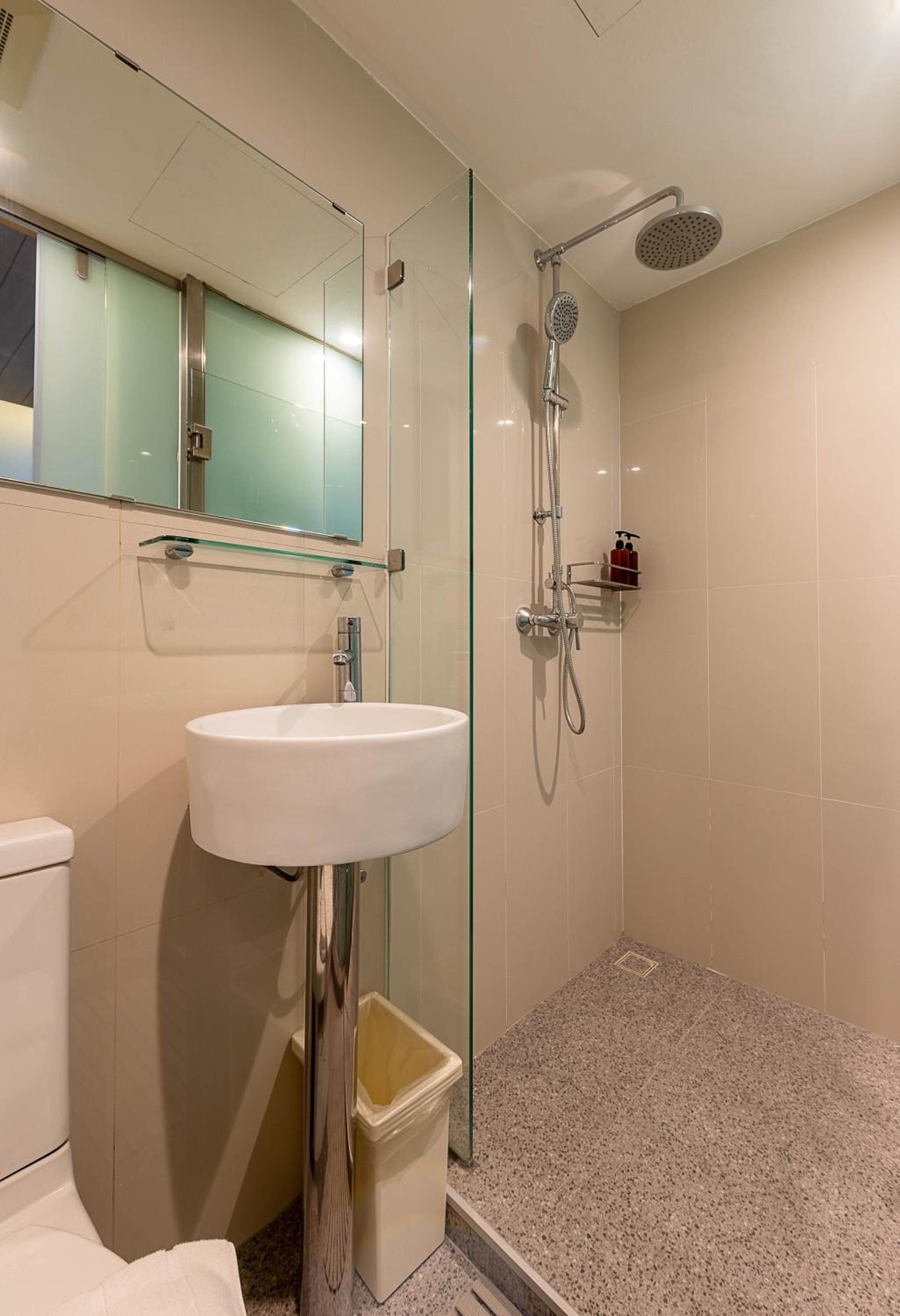 Deluxe Triple Room photo 2
