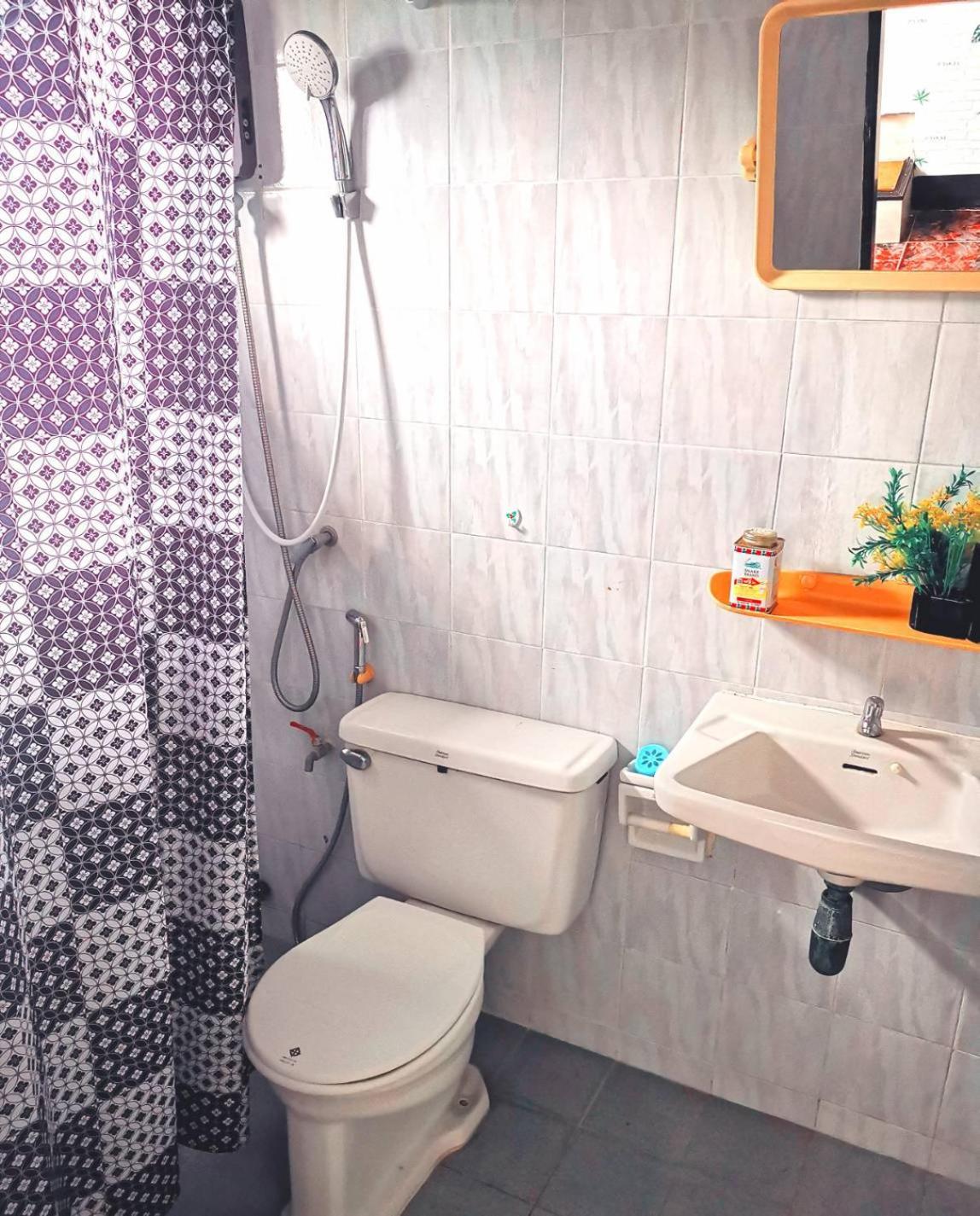 Standard Double Room with Fan - Photo 7