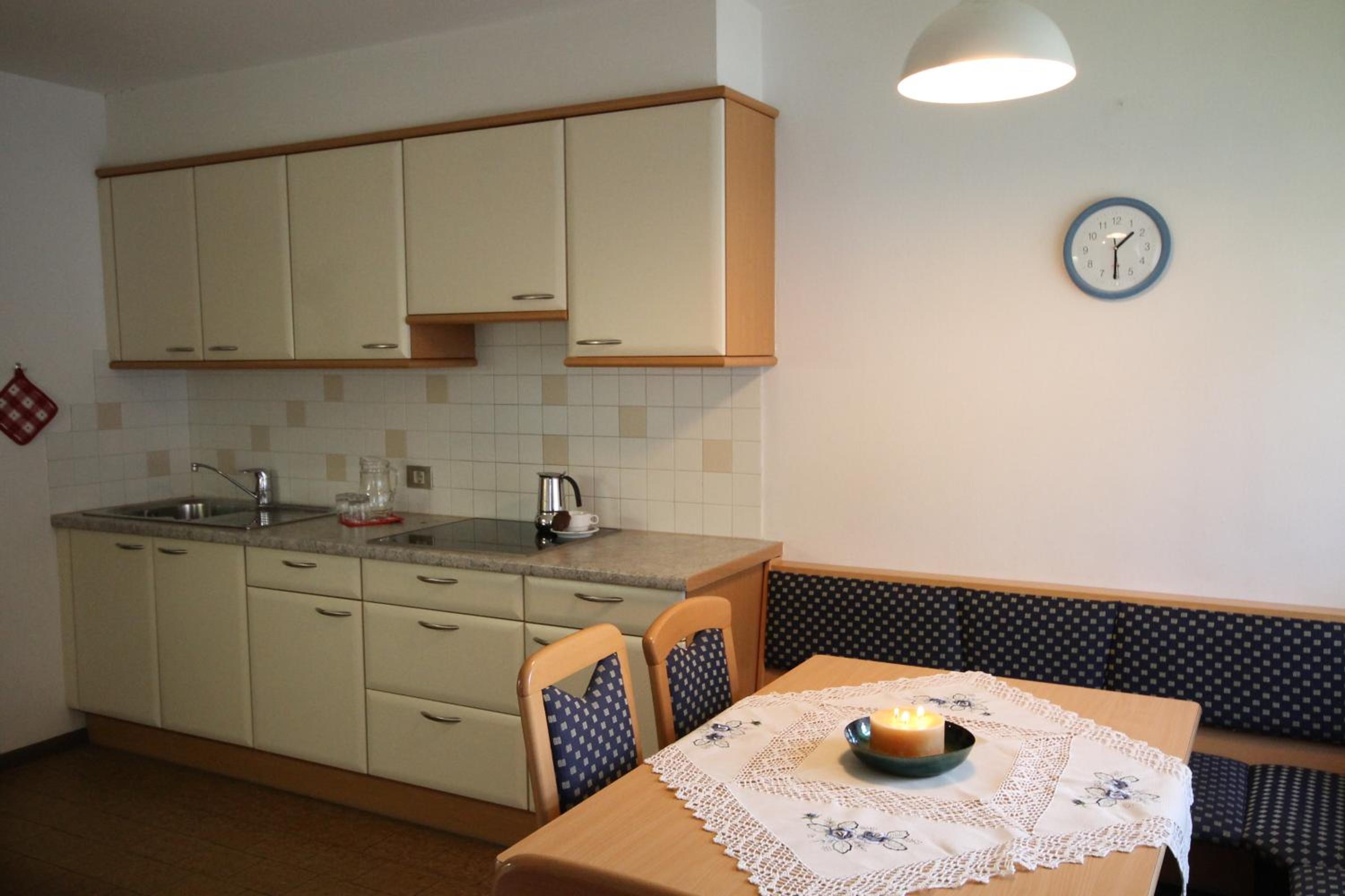 Apartment photo 2