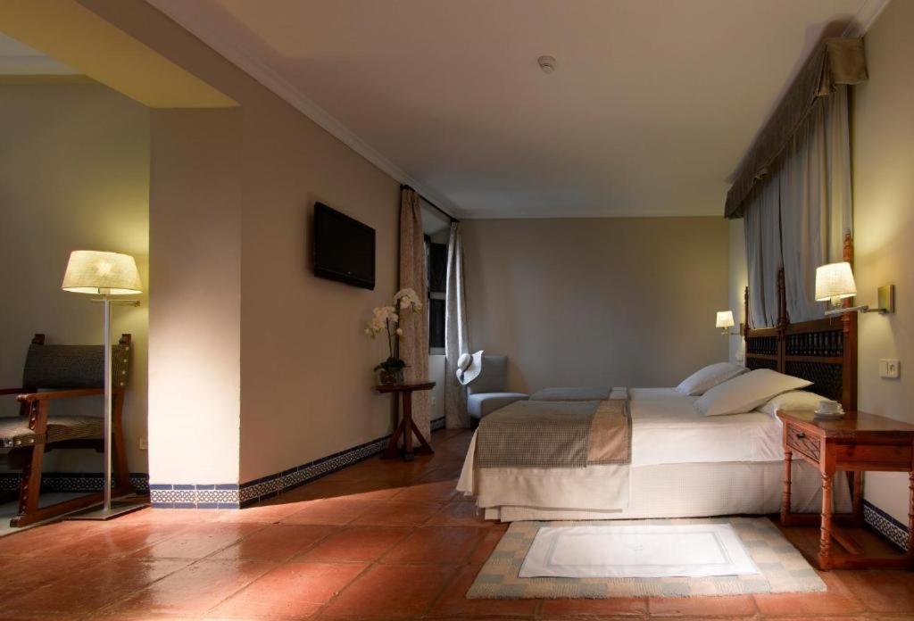 Superior Twin Room - Photo 1