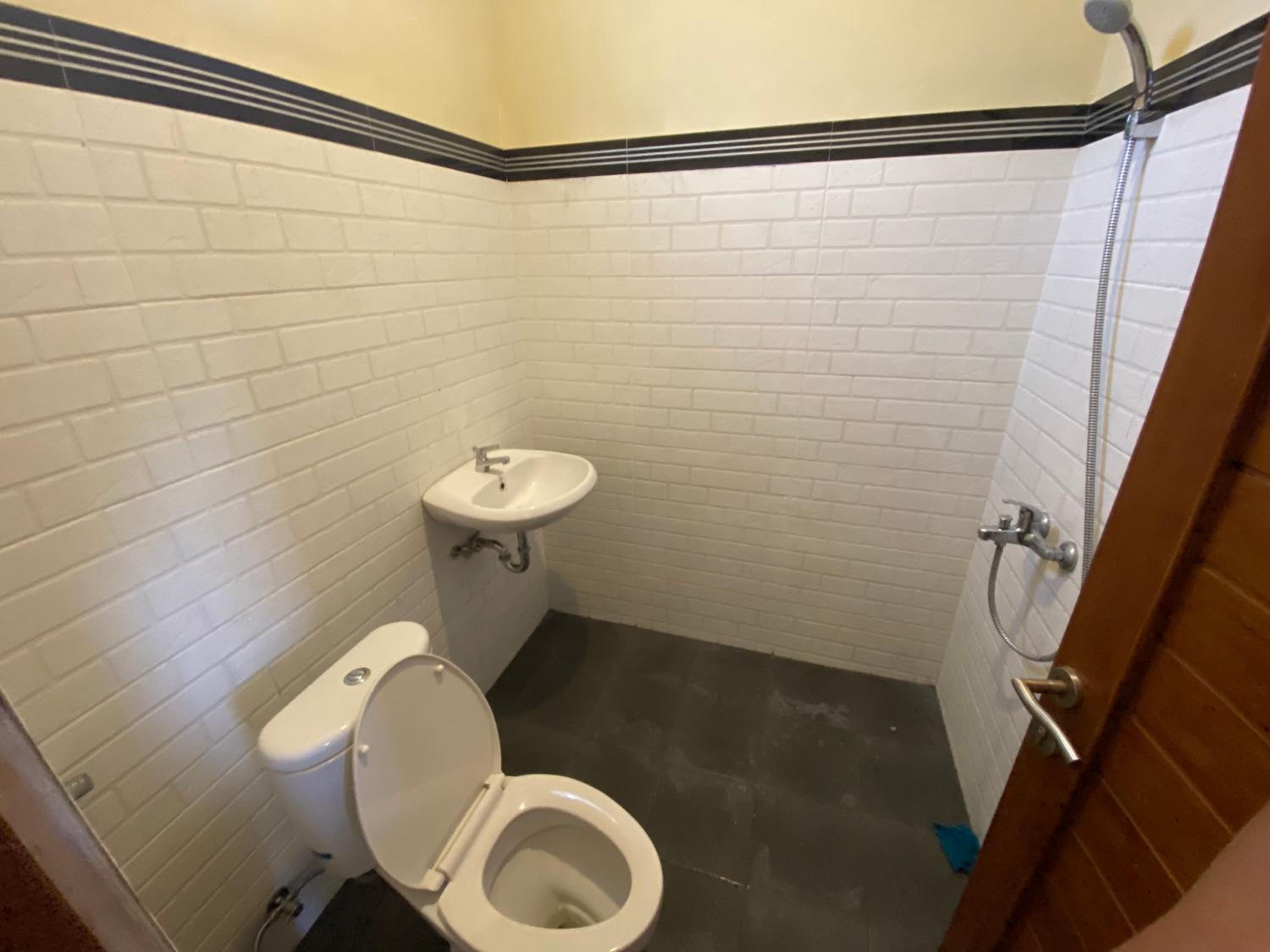 Double or Twin Room - Photo 2