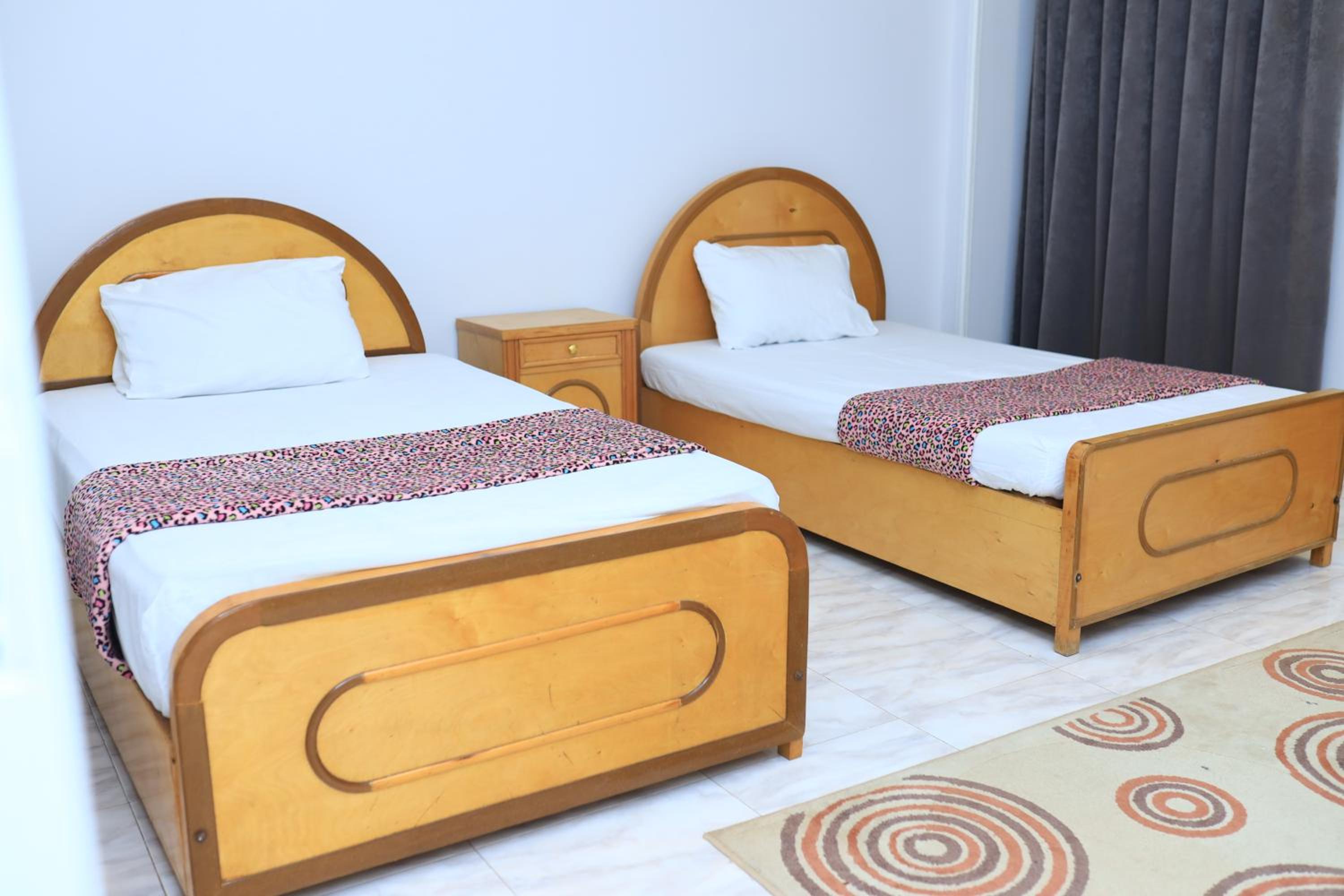 Two-Bedroom Apartment - Photo 8