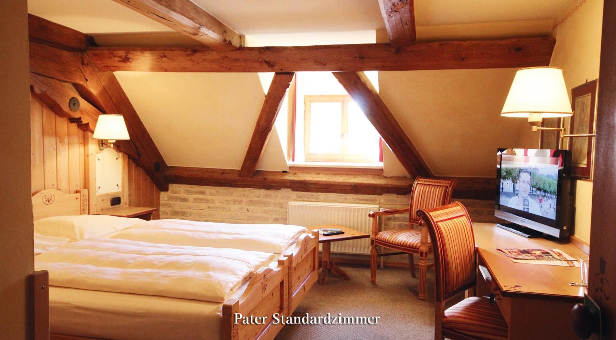 Standard Double Room photo 3