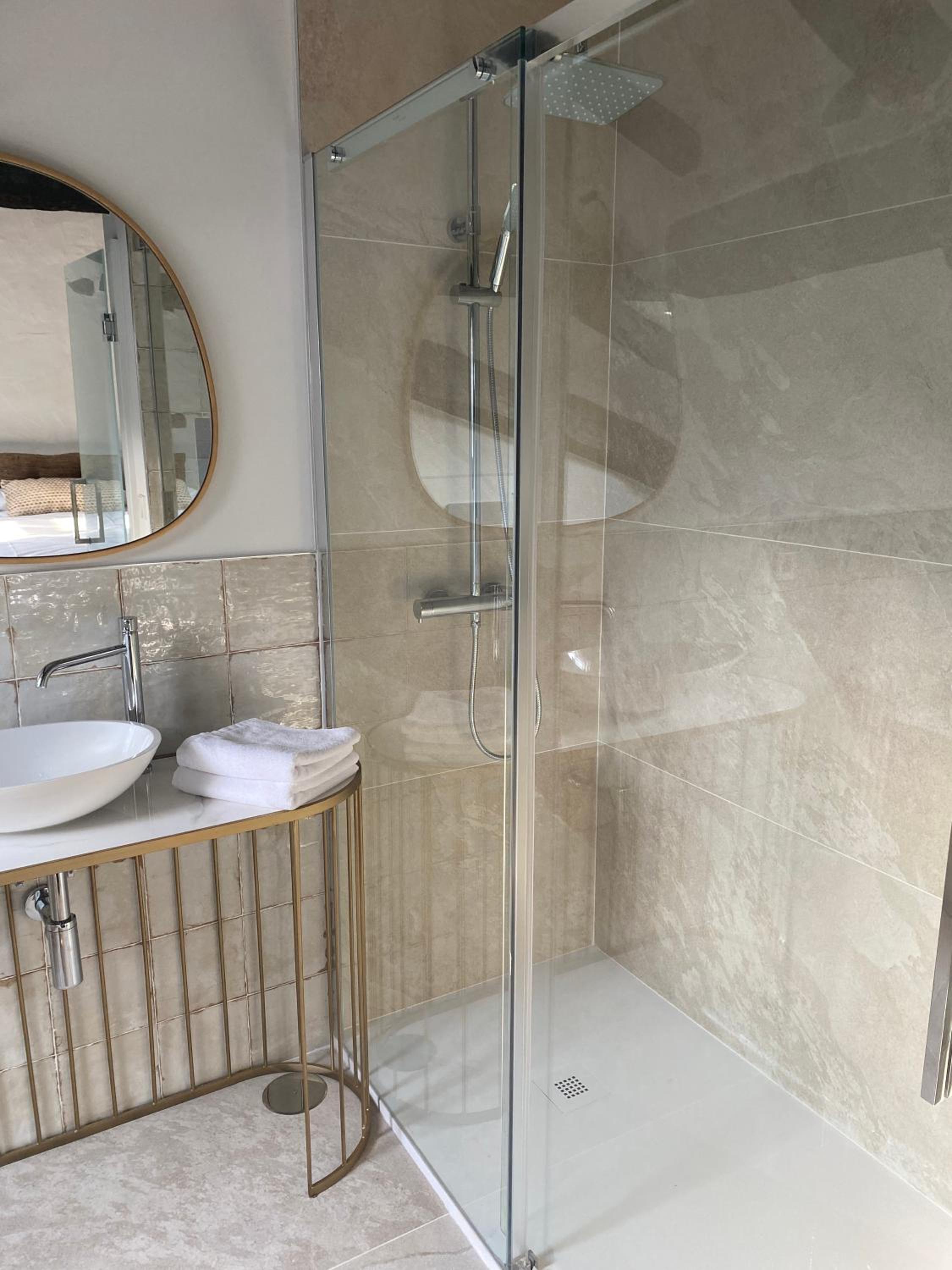 Large Double Room photo 2