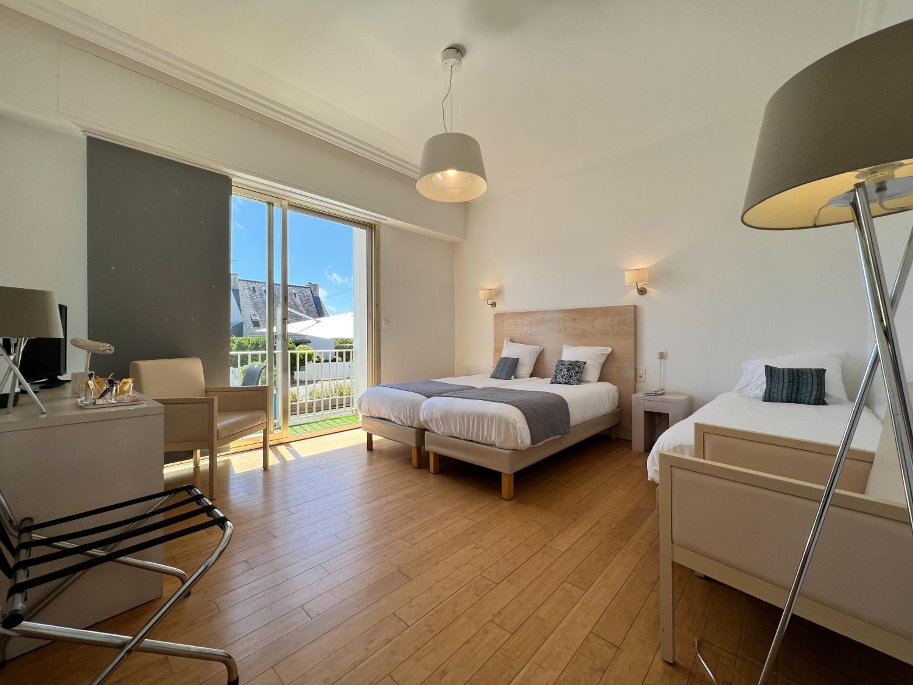 Triple Room