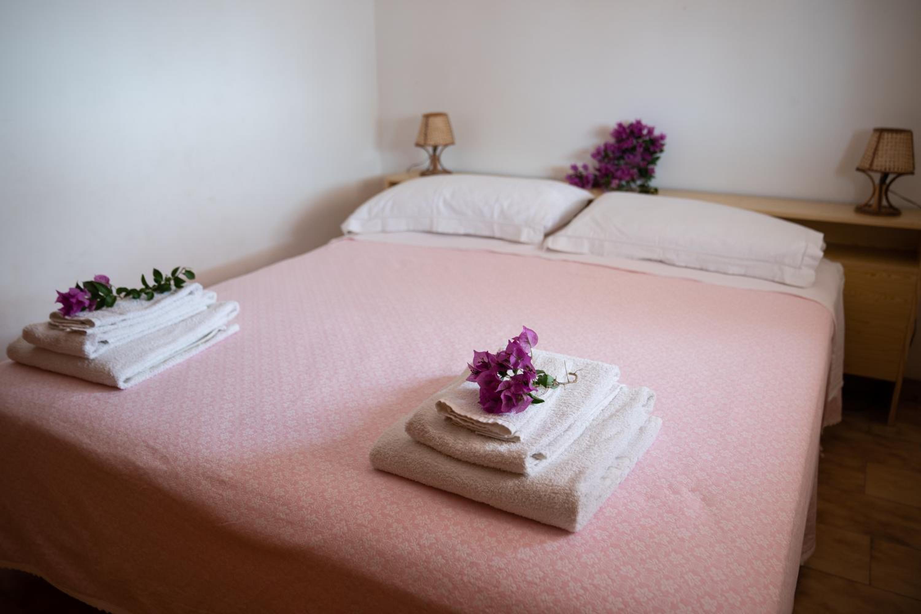Double Room with Private Bathroom photo 2