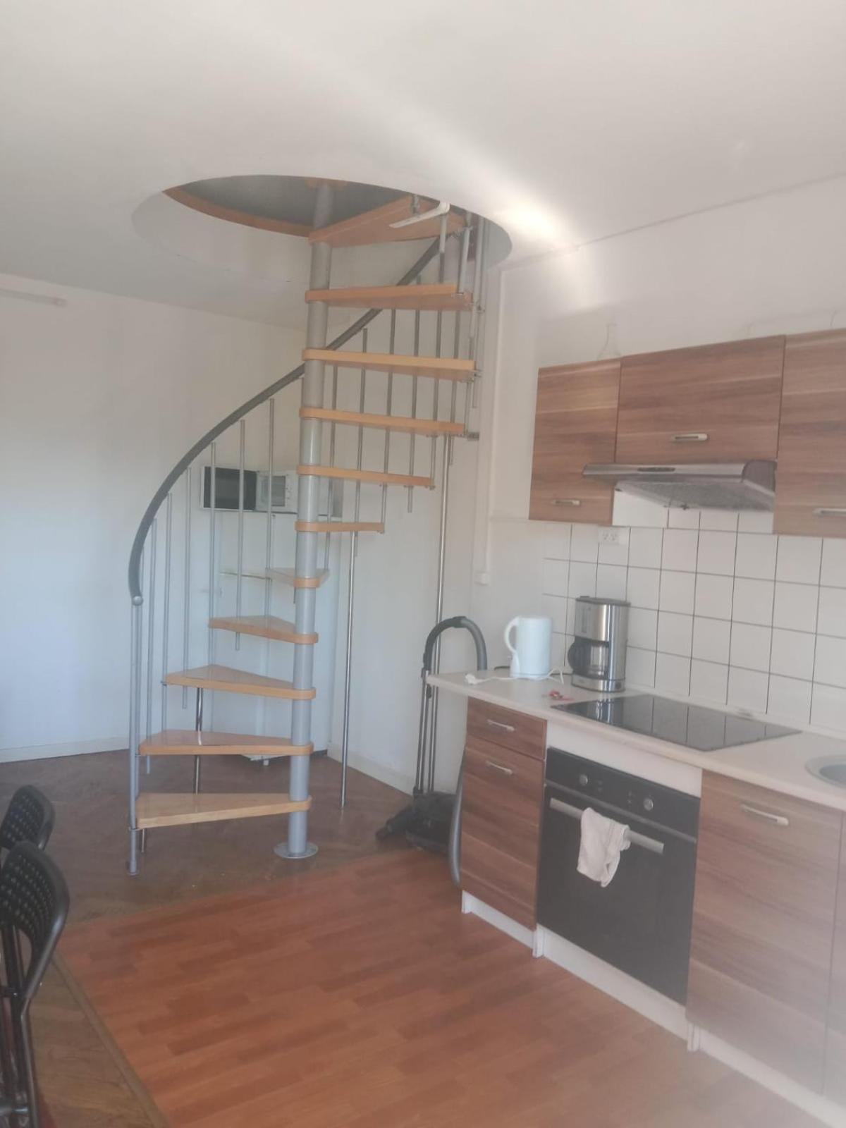 Two-Bedroom Apartment - Photo 3