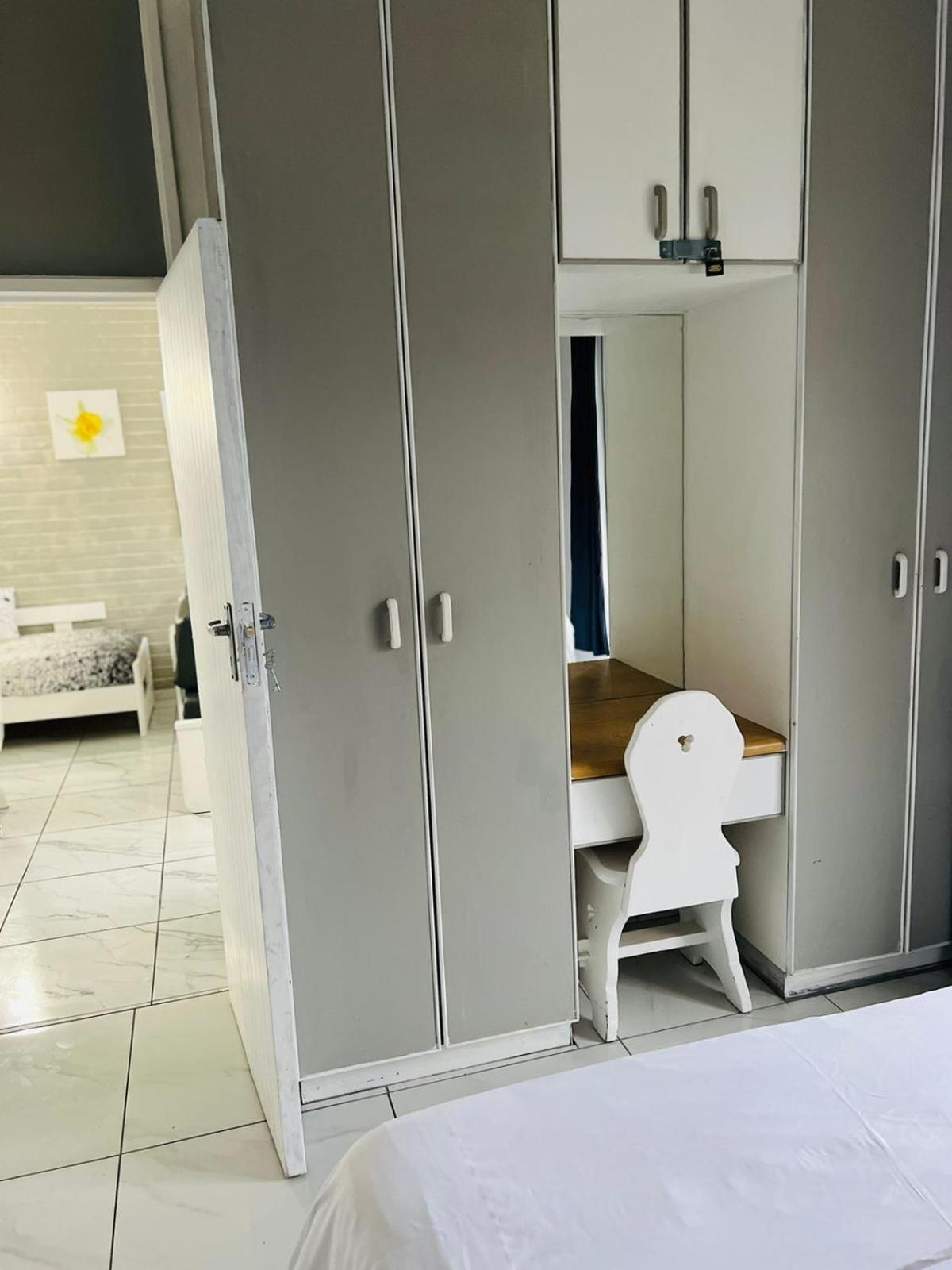 Two-Bedroom Apartment - Photo 20