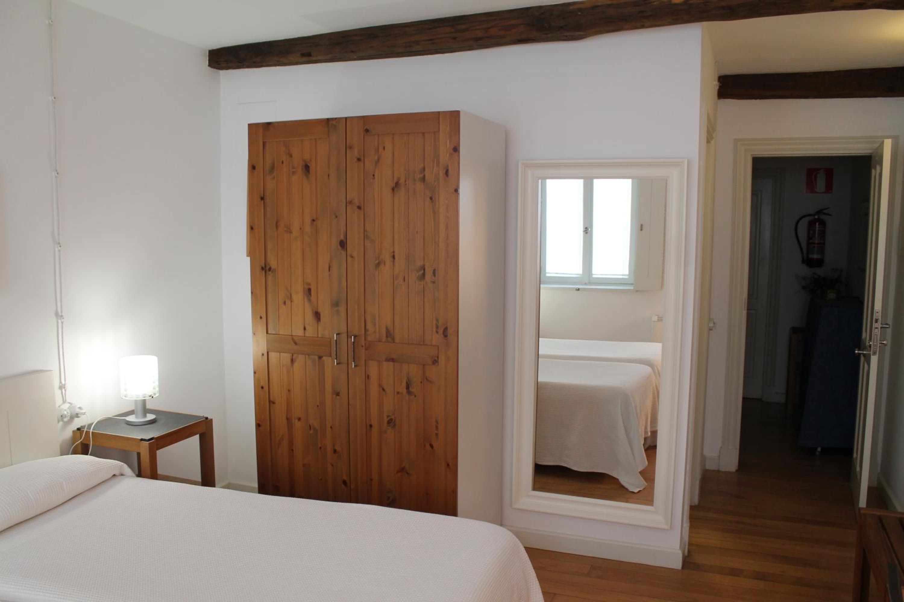 Habitación Doble con Baño Privado
