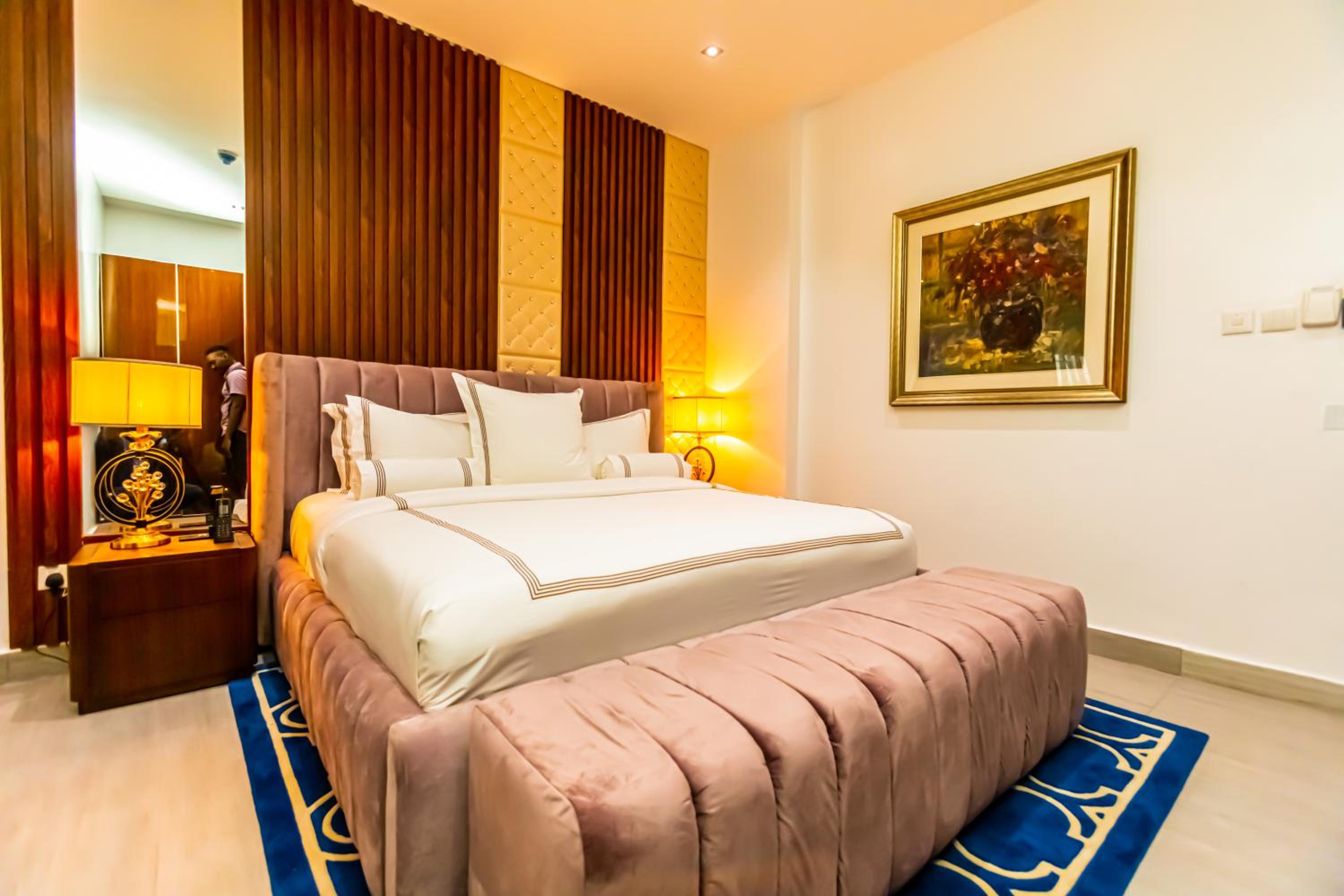Superior King Room photo 2