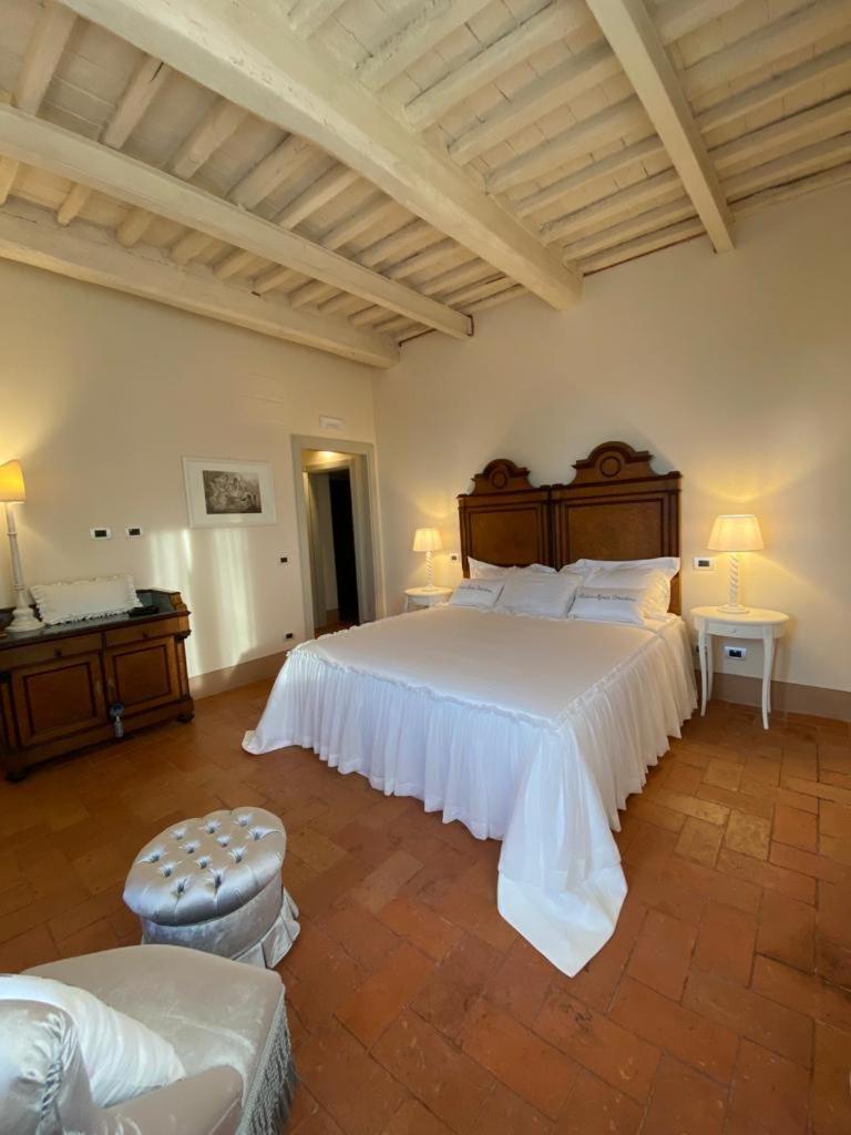 Large Double Room photo 3
