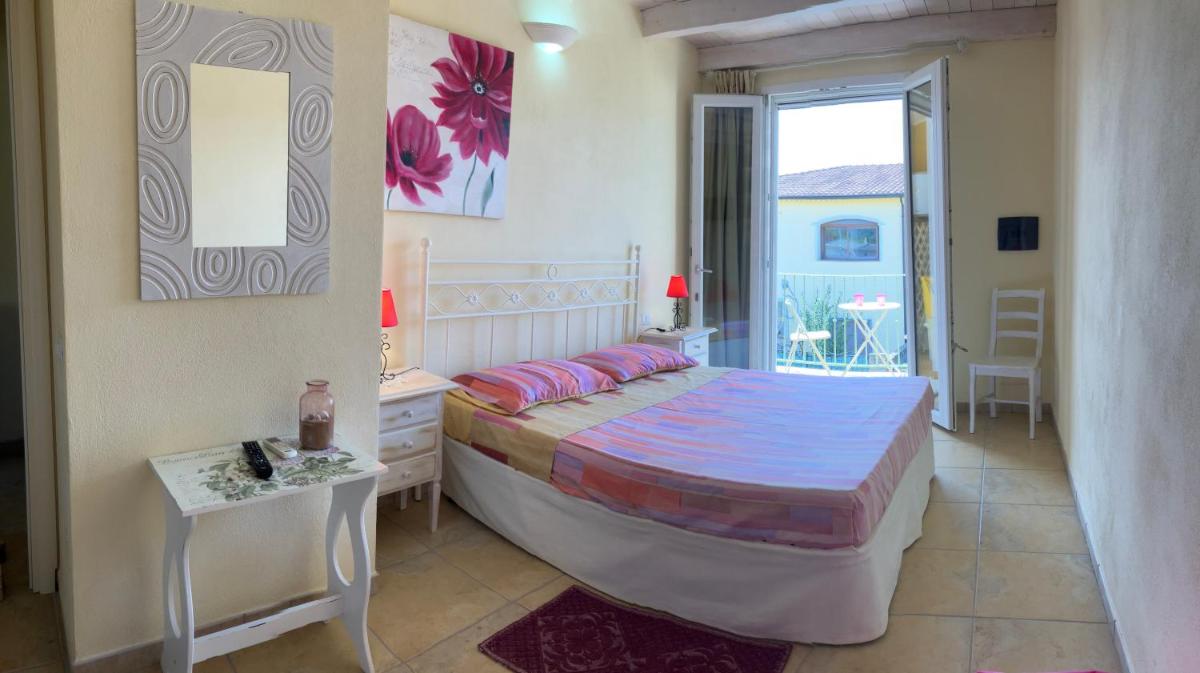 Standard Apartment photo 1