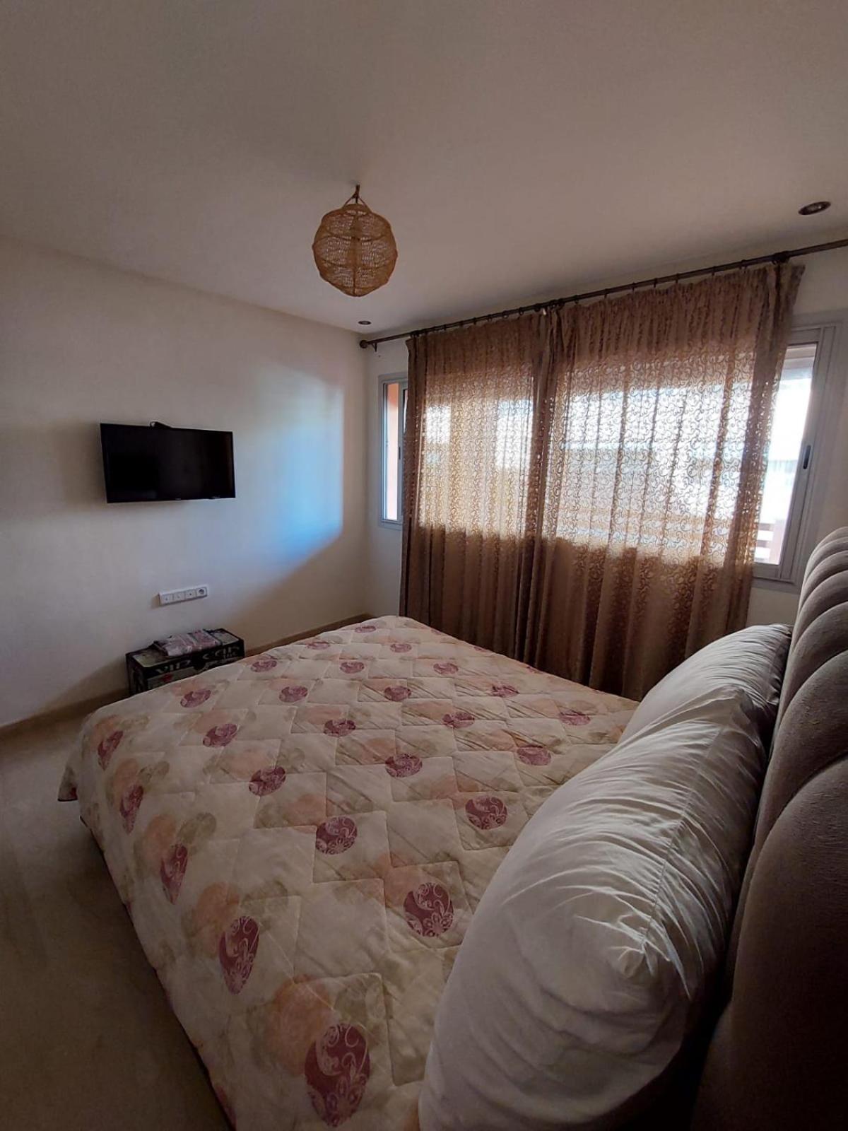 One-Bedroom Apartment photo 3