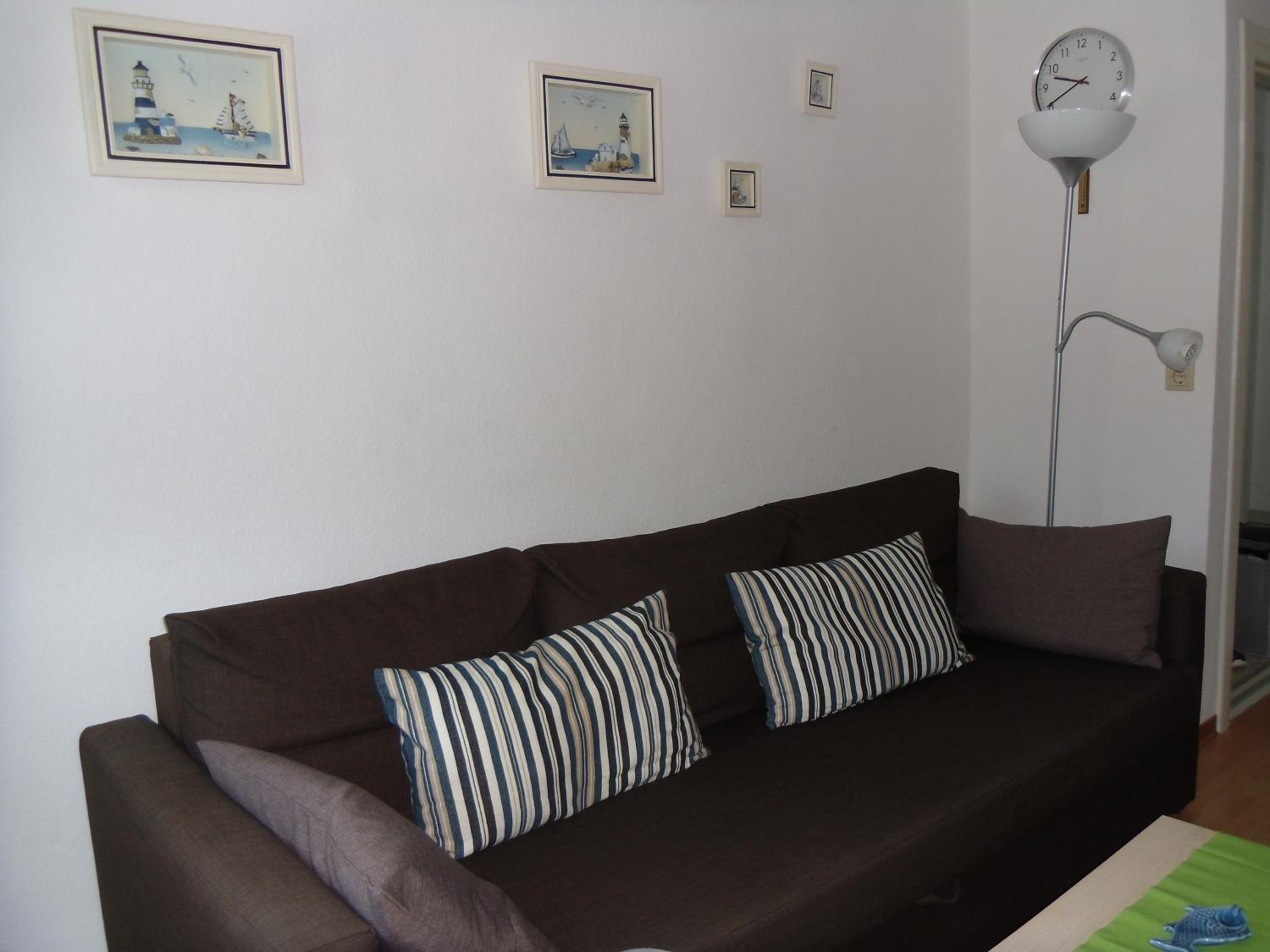 One-Bedroom Apartment photo 3