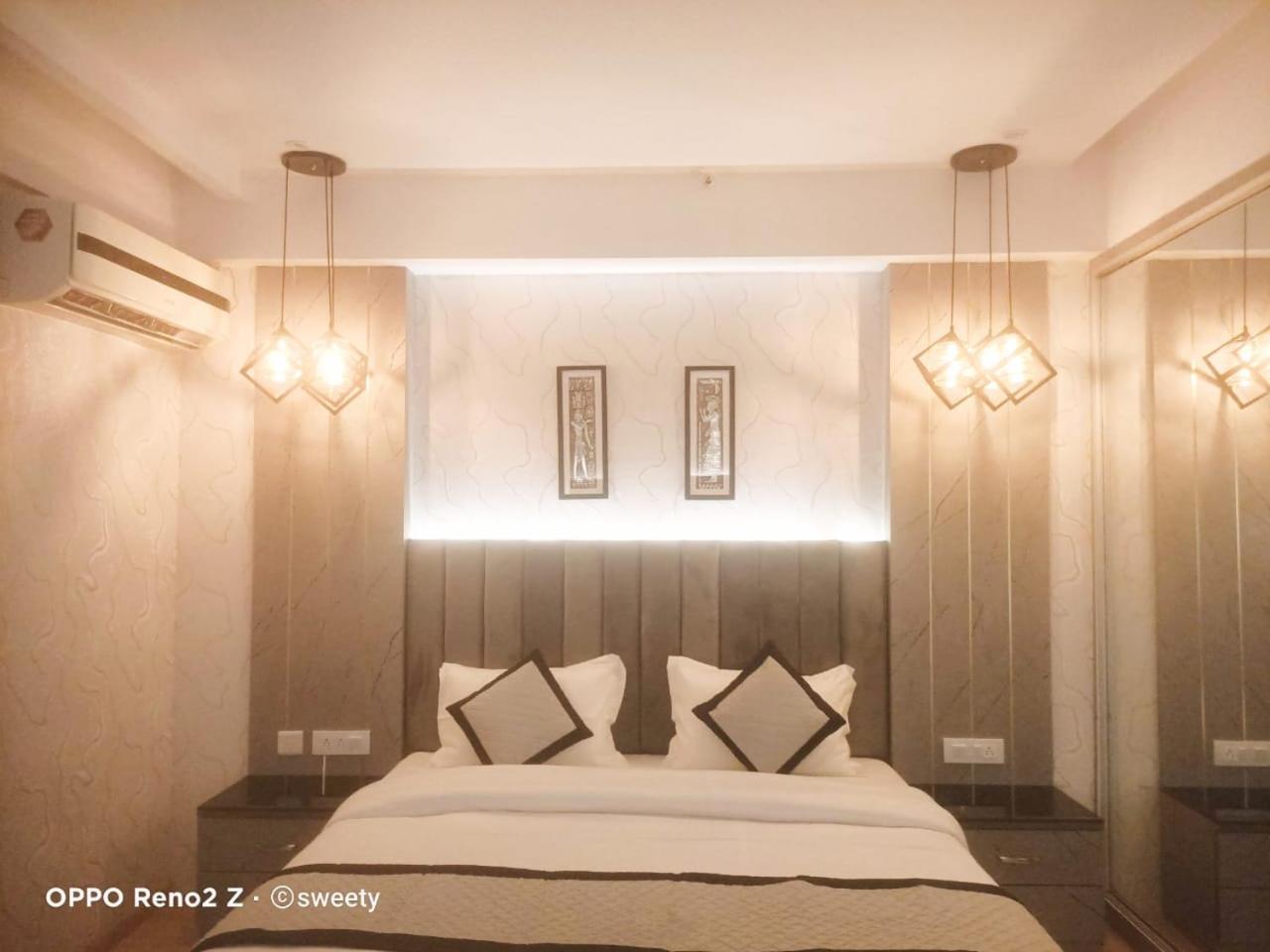 Deluxe Suite - Photo 14